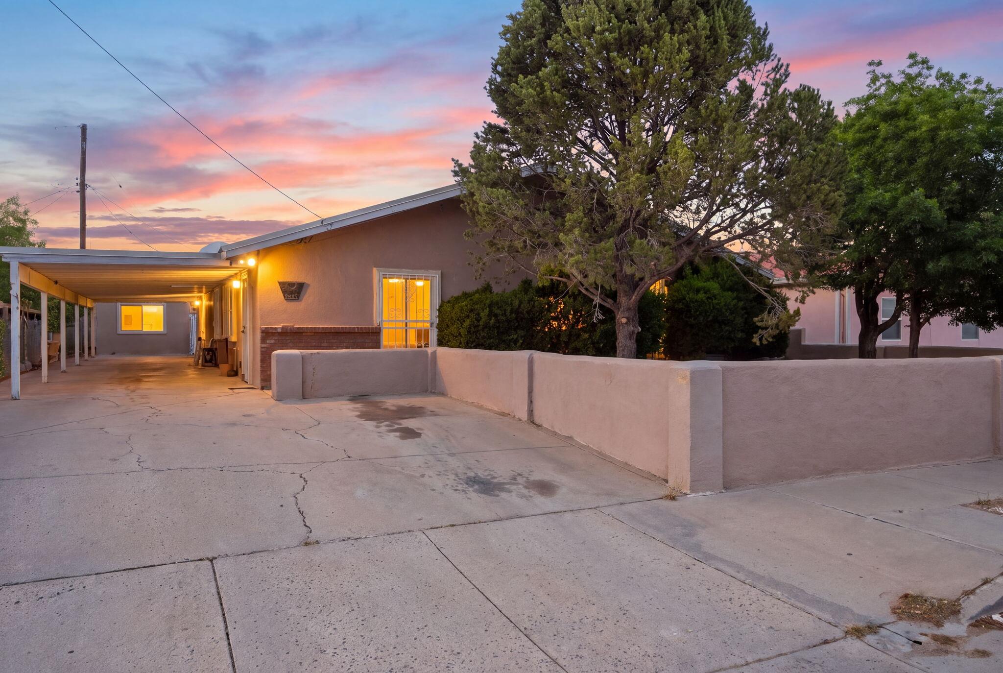 5607 Alta Vista Court, Albuquerque NM 87105