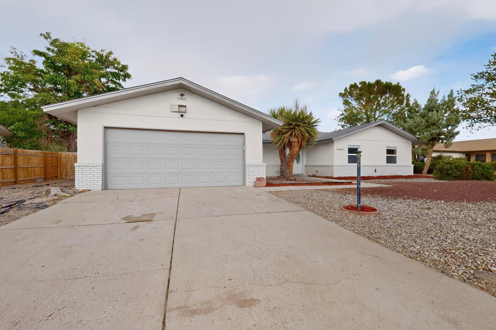 3rd image of 4005 Torrey Pines Rd Se, Rio Rancho, NM 87124 | MLS# 1109629
