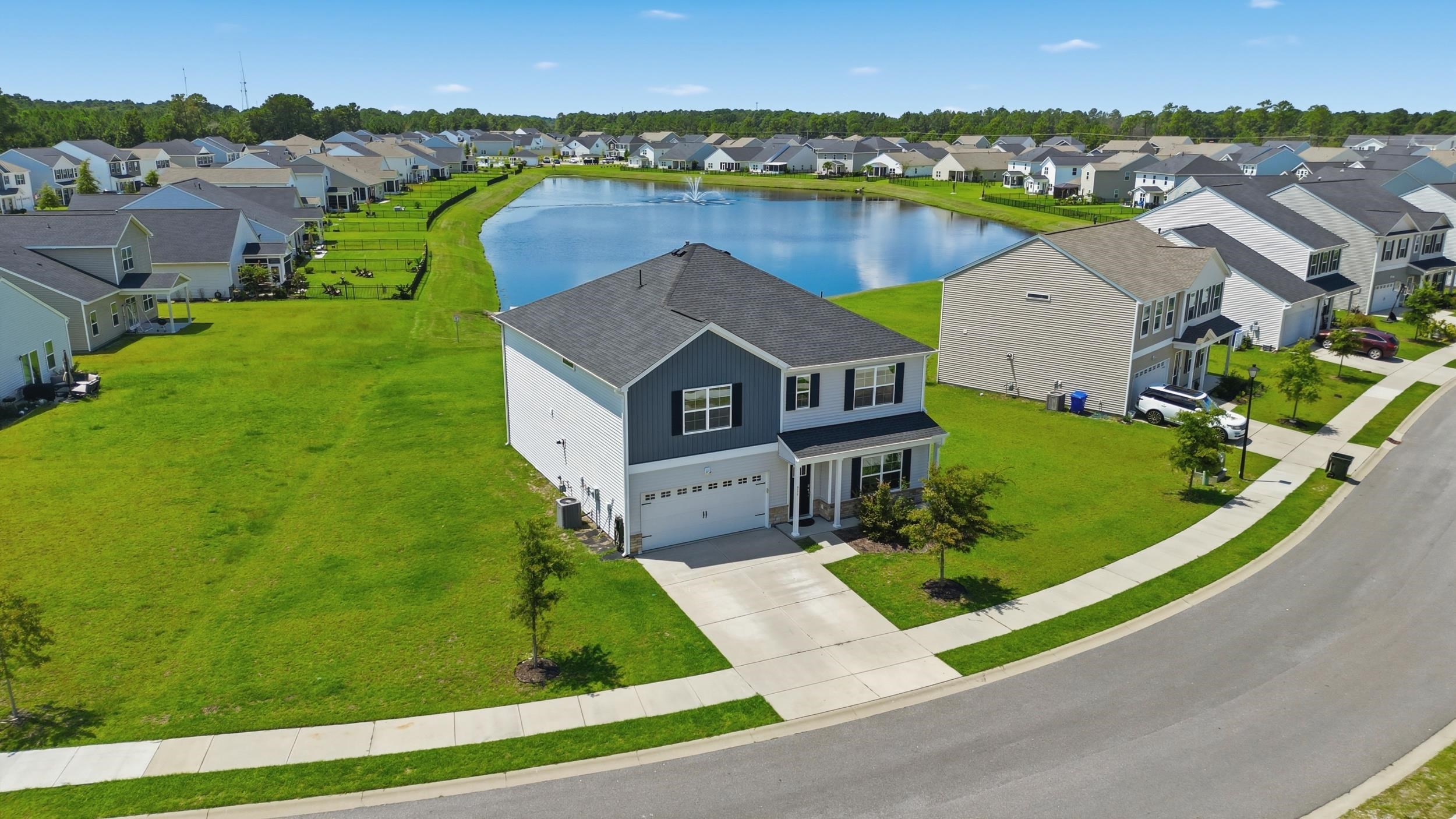 Photo 2 of Single family home for sale at 924 St Albans Loop, Conway, SC 29526 | MLS# 2620761 | Listing updated on 2026-10-08