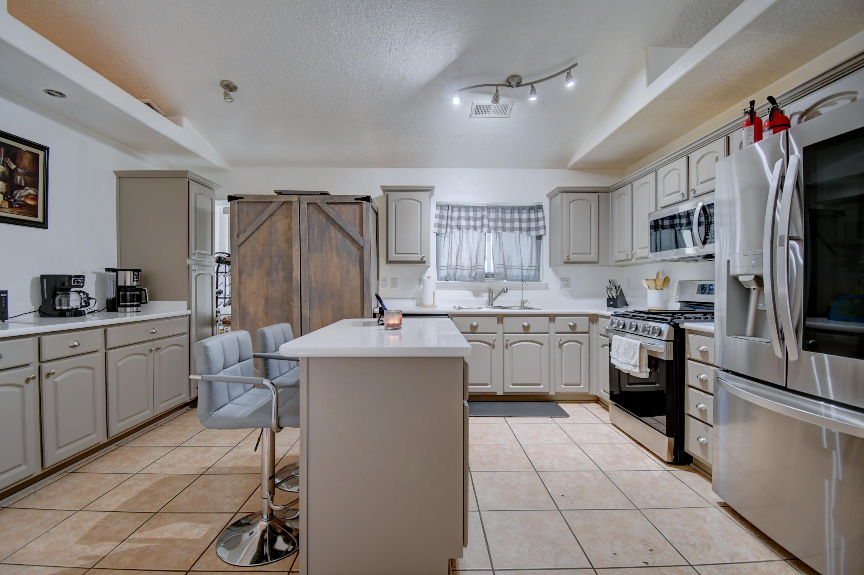 2nd image of 1319 Duskfire Dr Nw, Albuquerque, NM 87120 | MLS# 1109659