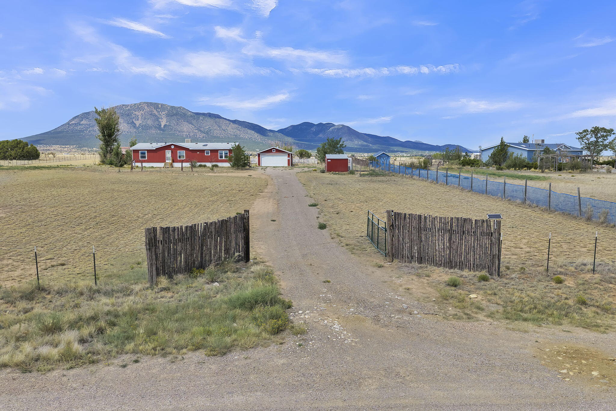 Photo 3 of Sale Pending at 13 Northland Ct, Edgewood, NM 87015 | MLS# 1109678 | Listing updated on 2026-10-21