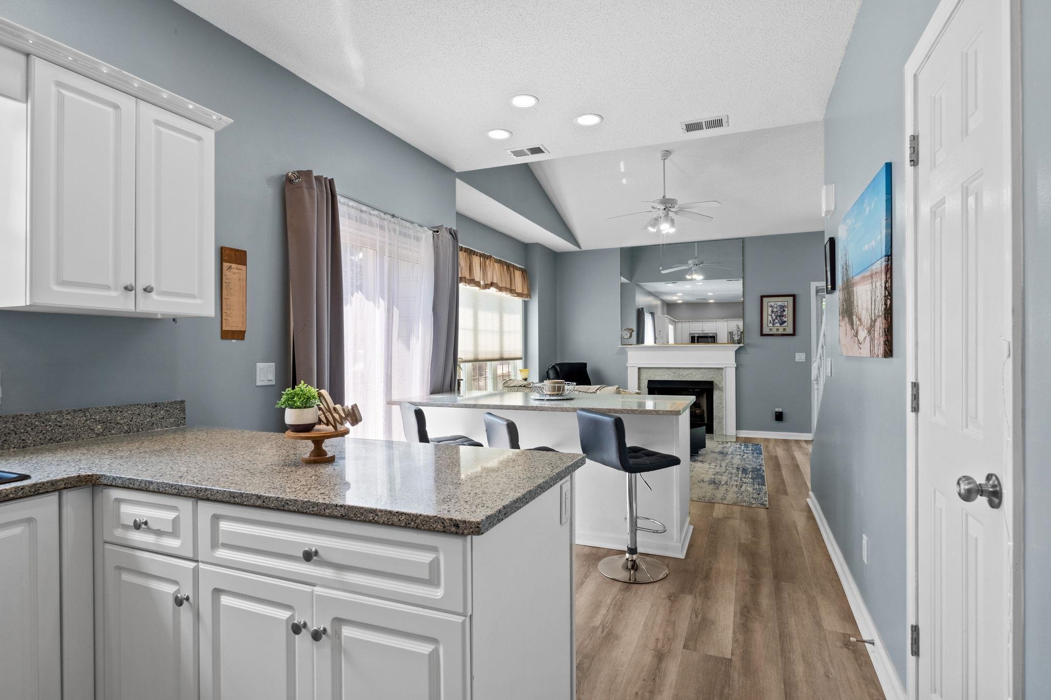 2620427 | Photo 6