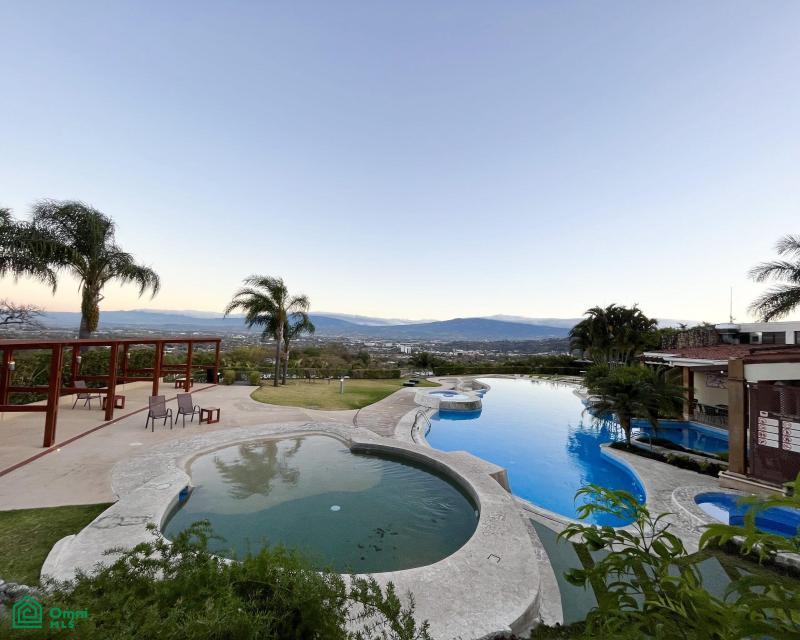 2 bed Condo For Sale in Santa Ana, San Jose - 1