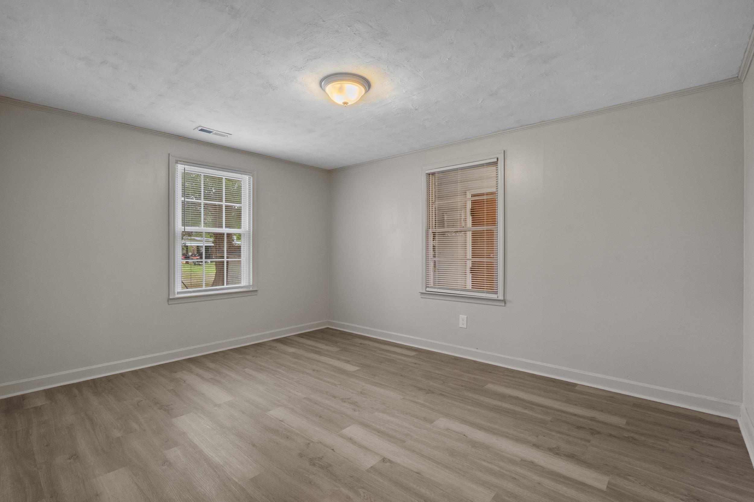 2620839 | Photo 21