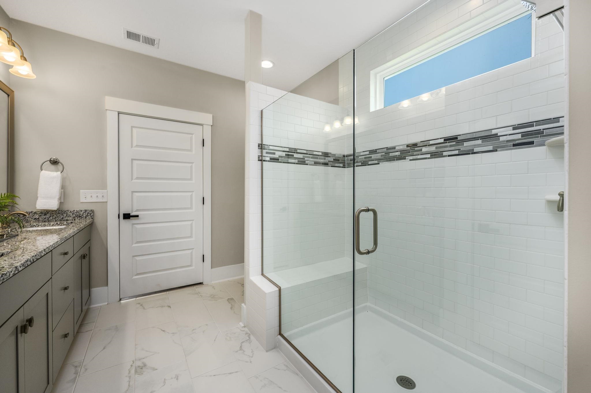2620422 | Photo 21