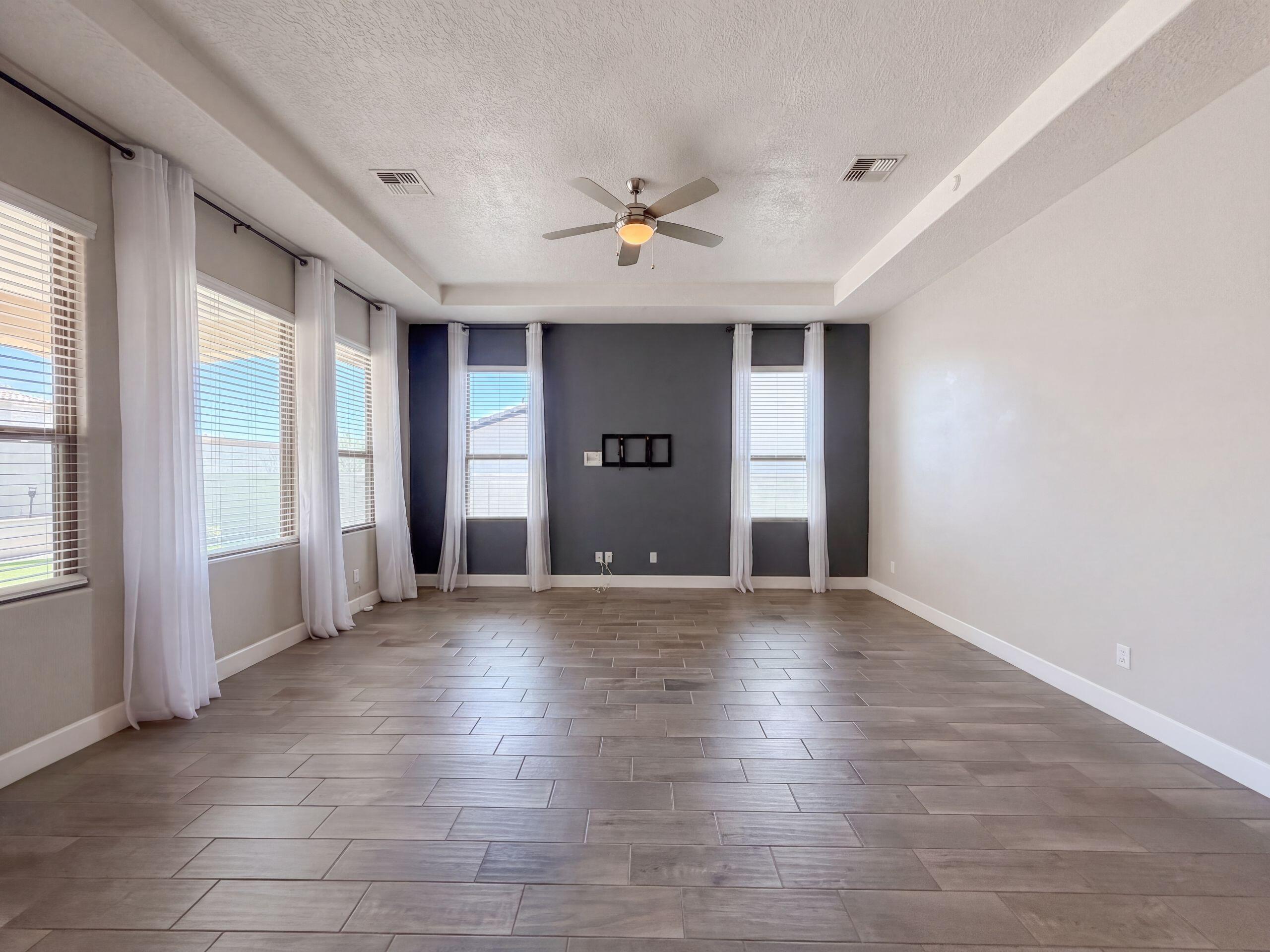 3rd image of 5453 Pikes Peak Loop Ne, Rio Rancho, NM 87144 | MLS# 1109805