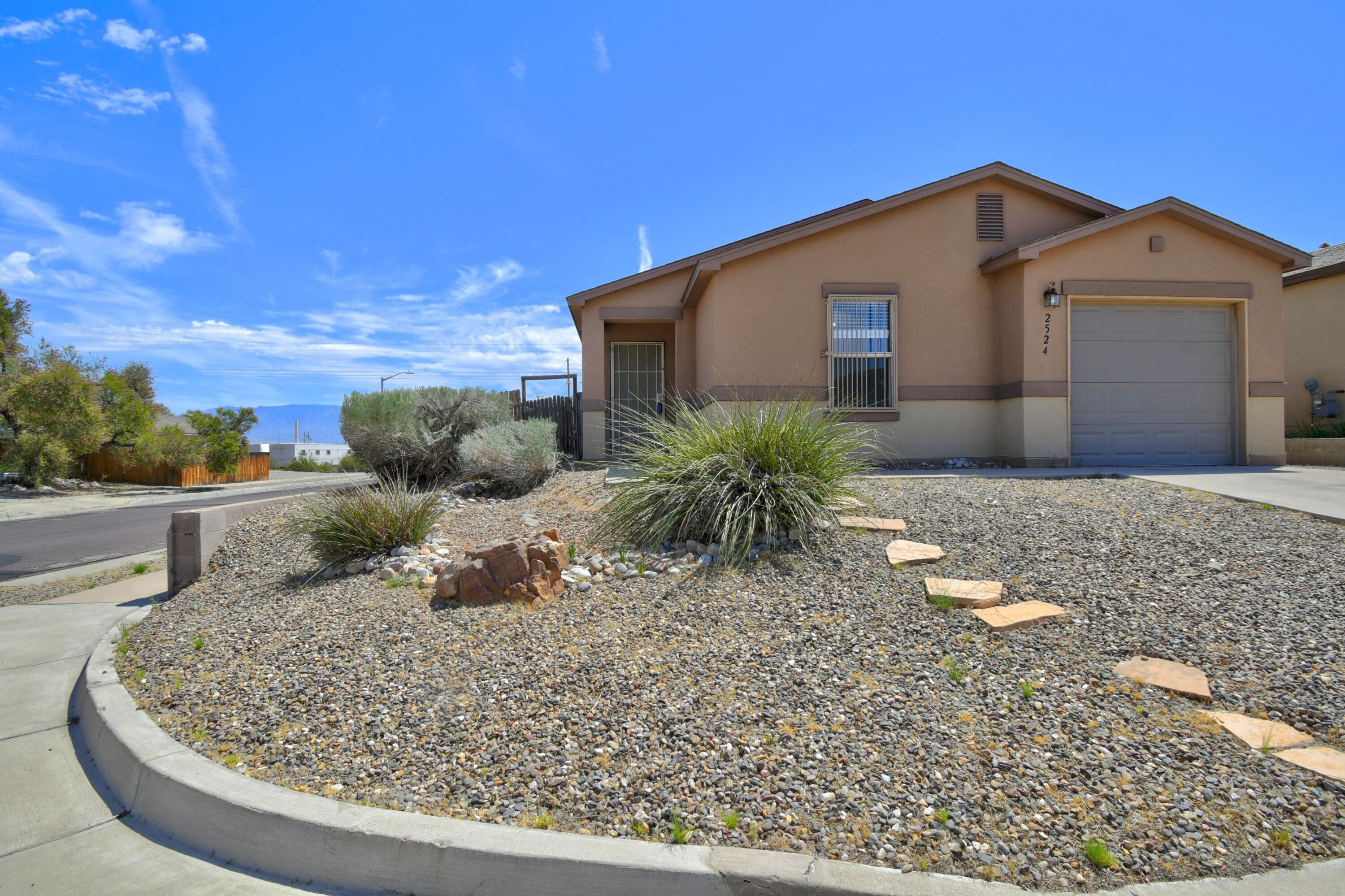 2524 Bixby Street, Albuquerque NM 87120