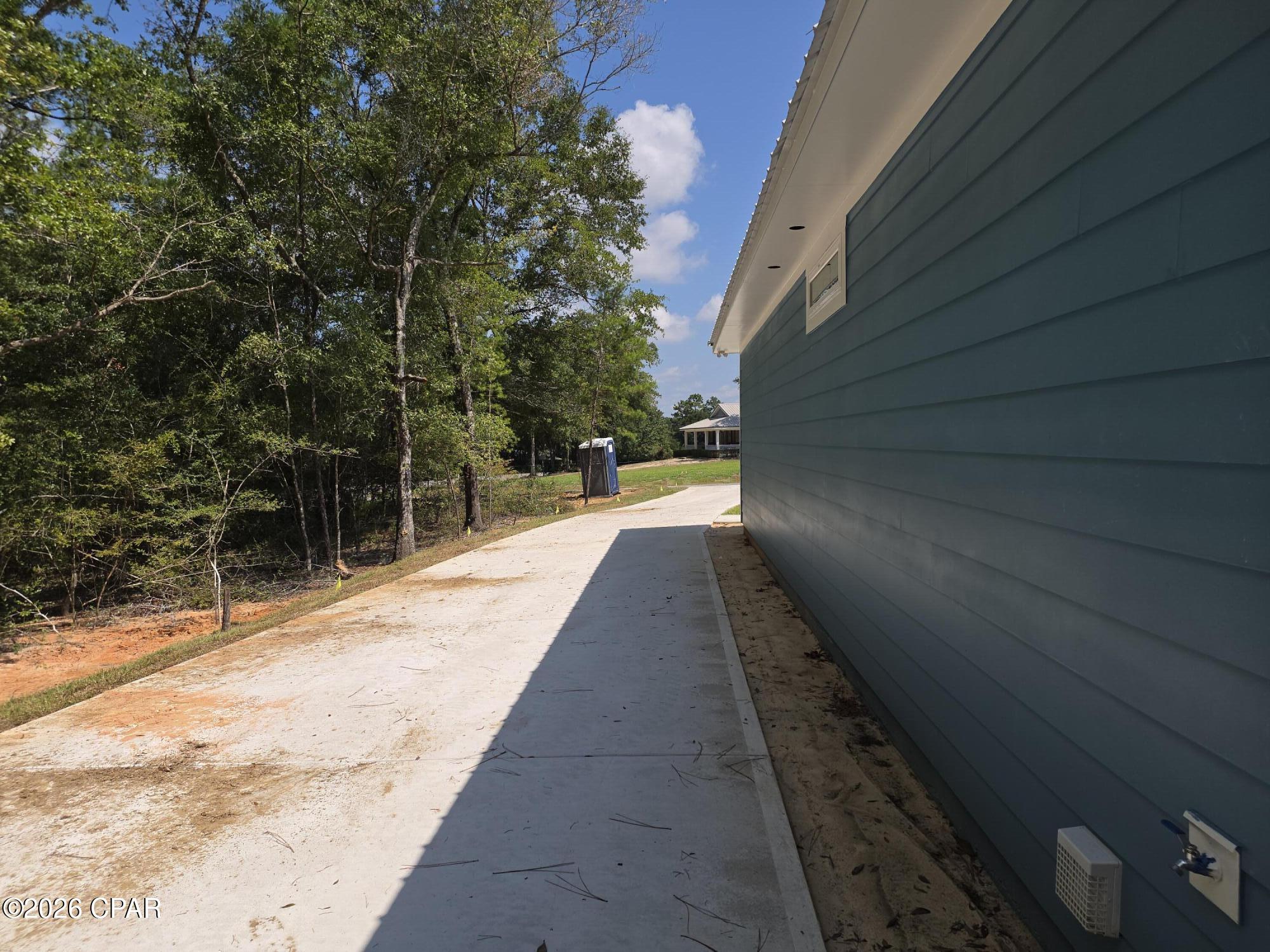 5th image of 744 Magnolia Lake Dr, Defuniak Springs, FL 32433 | MLS# 794580