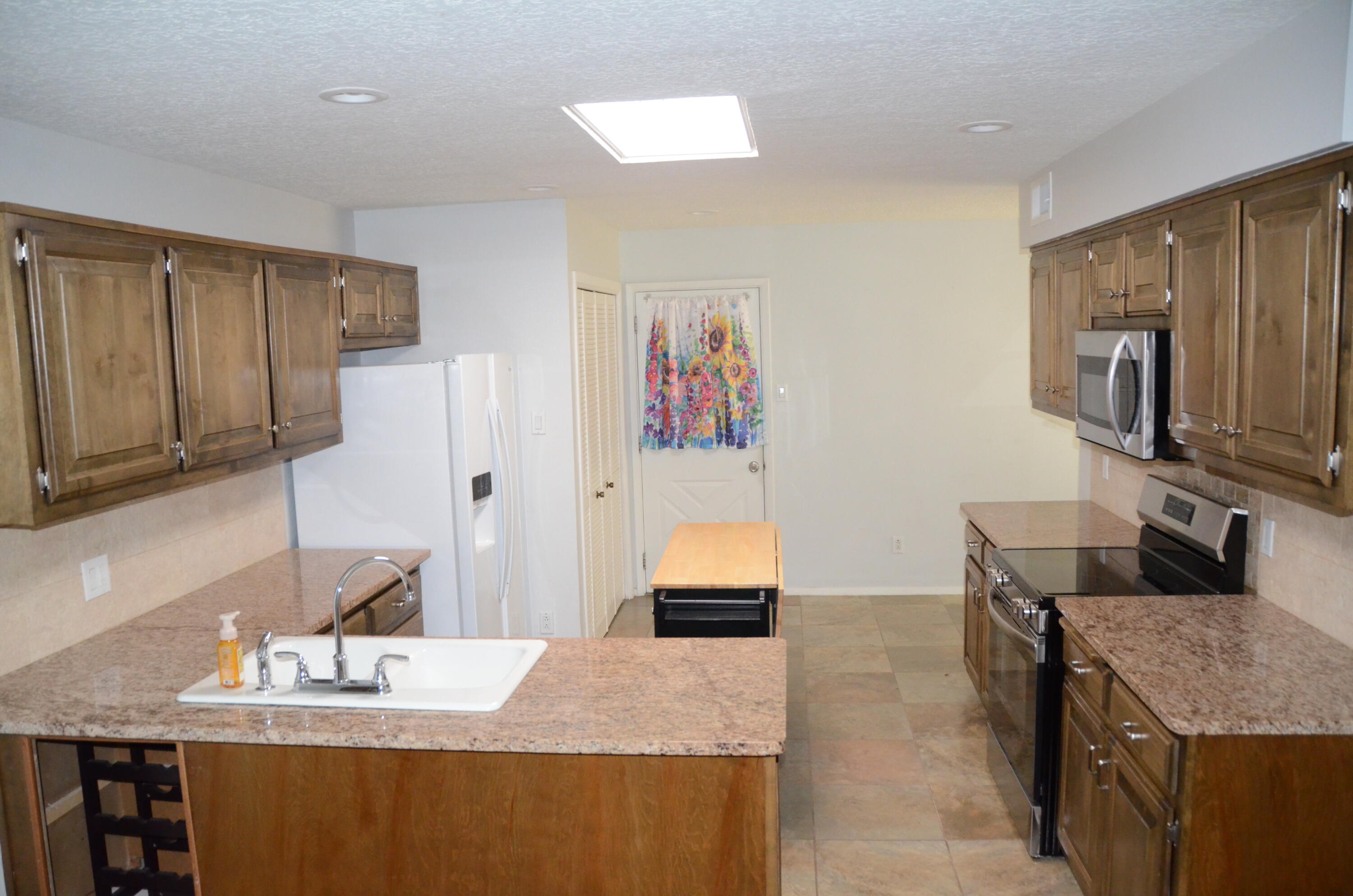 Photo 4 of Townhouse for sale at 3291 Esplanade Cir Se, Rio Rancho, NM 87124 | MLS# 1109862 | Listing updated on 2026-10-21