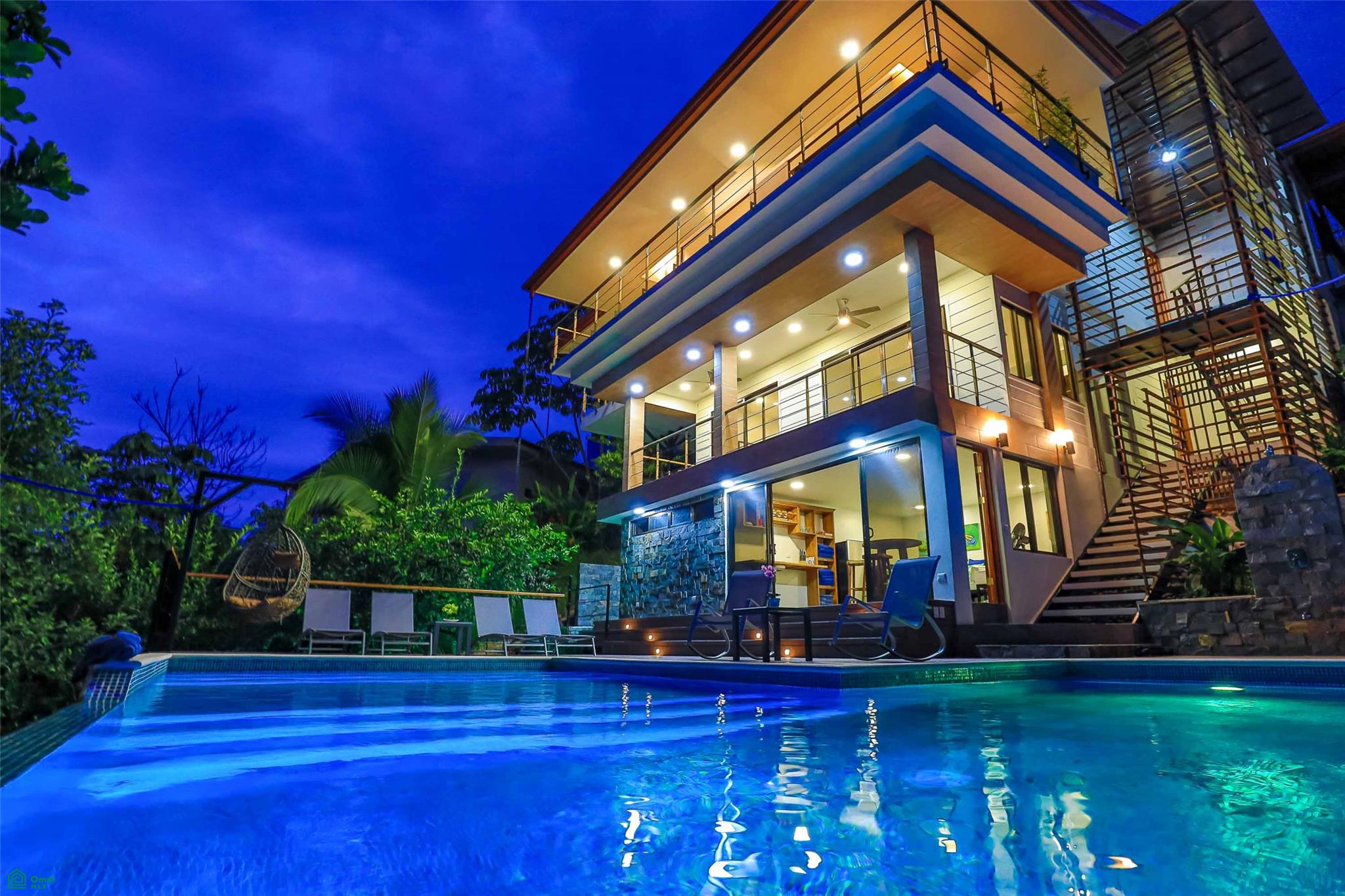 5 bed Single Family Homes For Sale in Quepos, Puntarenas - 1