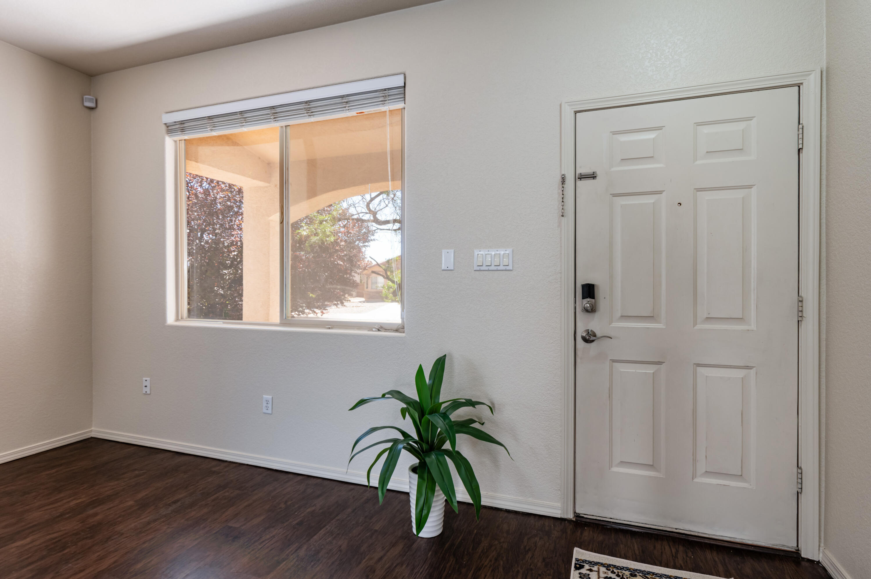 Photo 4 of Single family home for sale at 1021 Toscana Dr Se, Rio Rancho, NM 87124 | MLS# 1109992 | Listing updated on 2026-09-15