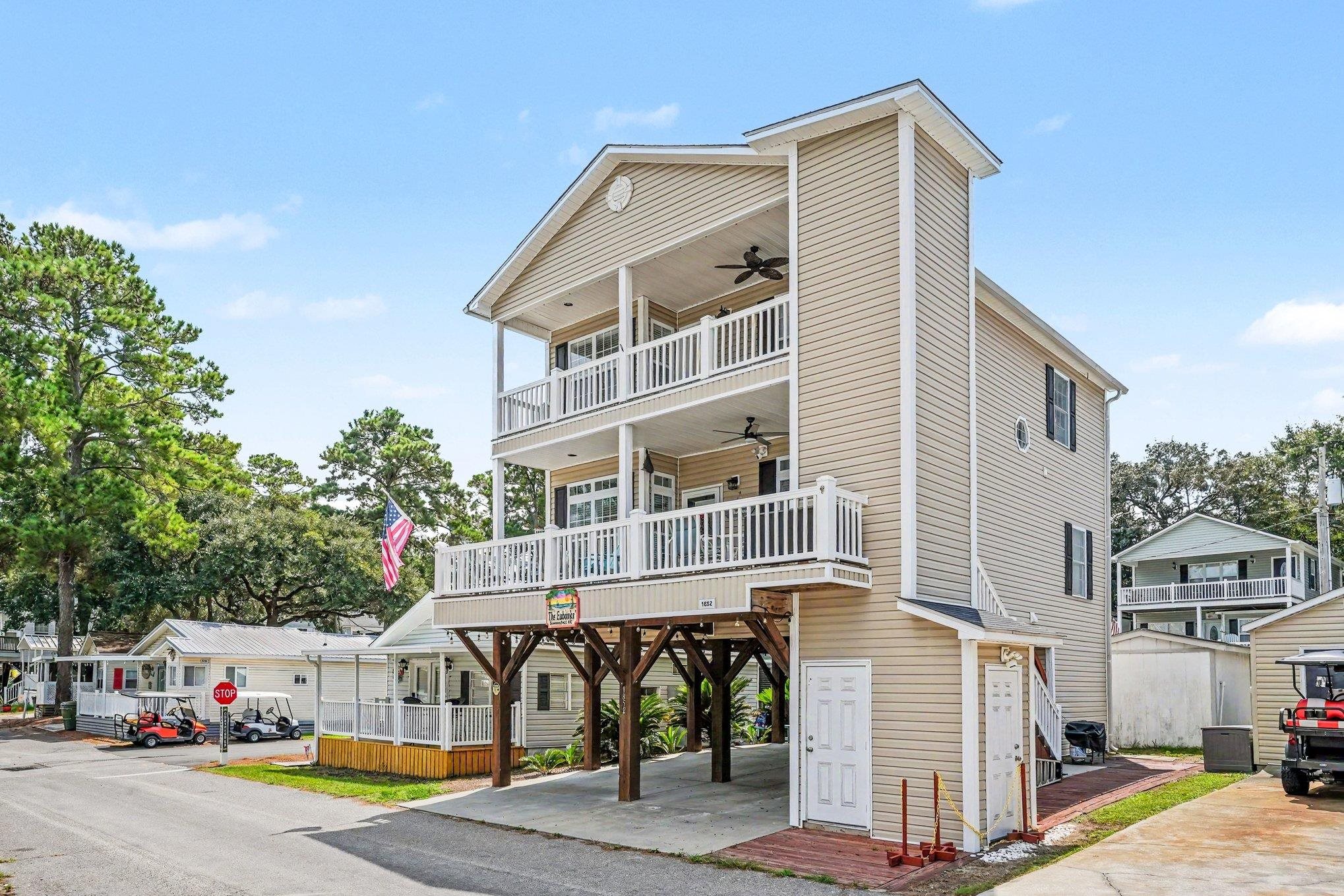 2621423 | Photo 4