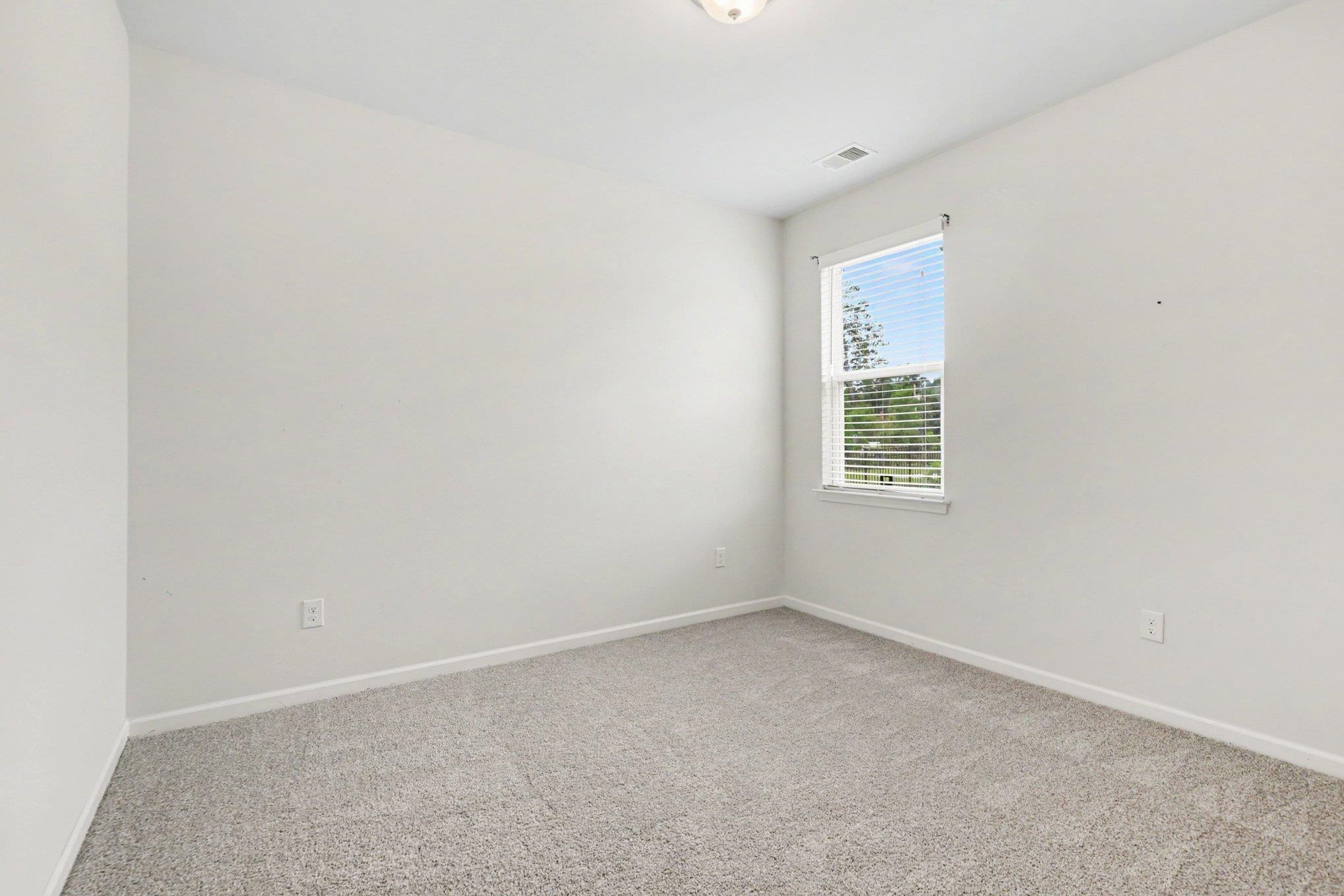 2621491 | Photo 20