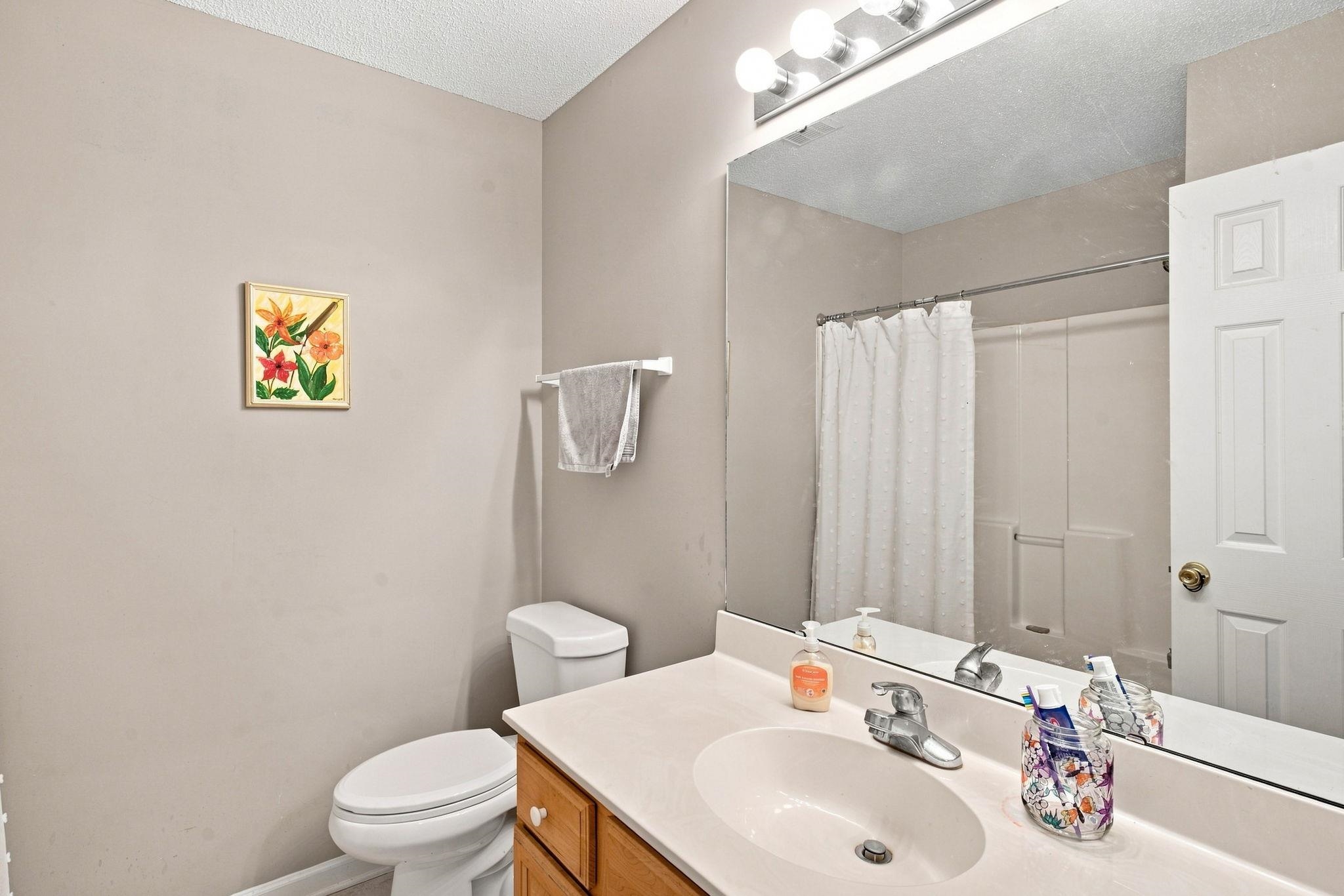2621504 | Photo 25