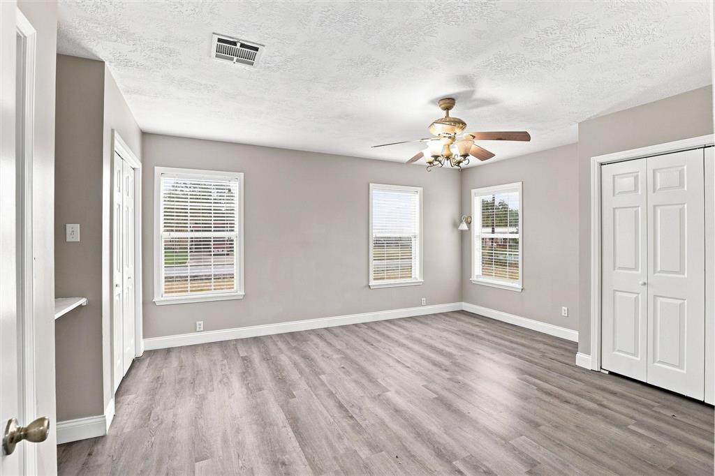 1673 Stout Street — photo 5