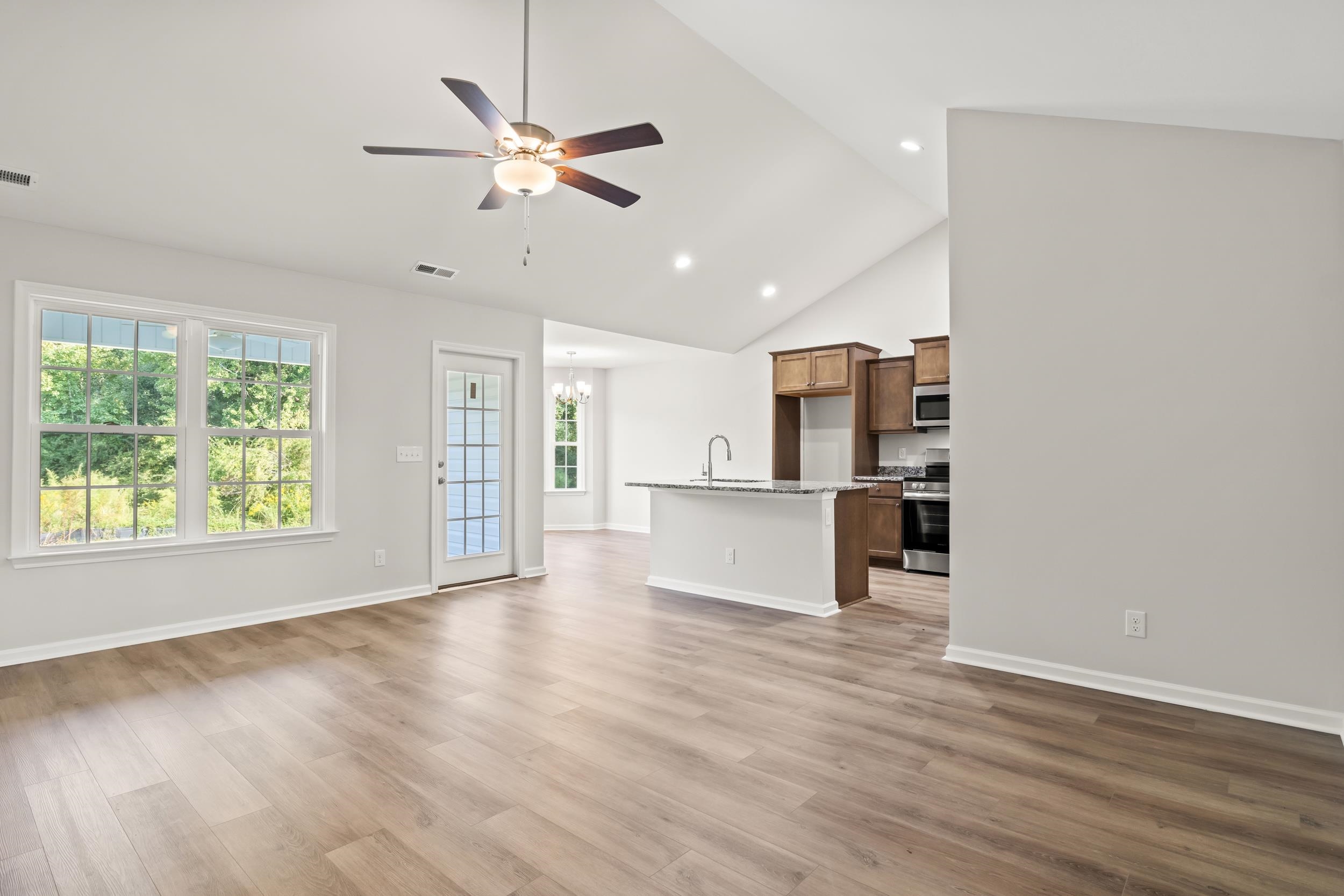 Photo 3 of Single family home for sale at 169 Gray Owl Dr, Conway, SC 29527 | MLS# 2621672 | Listing updated on 2026-09-01