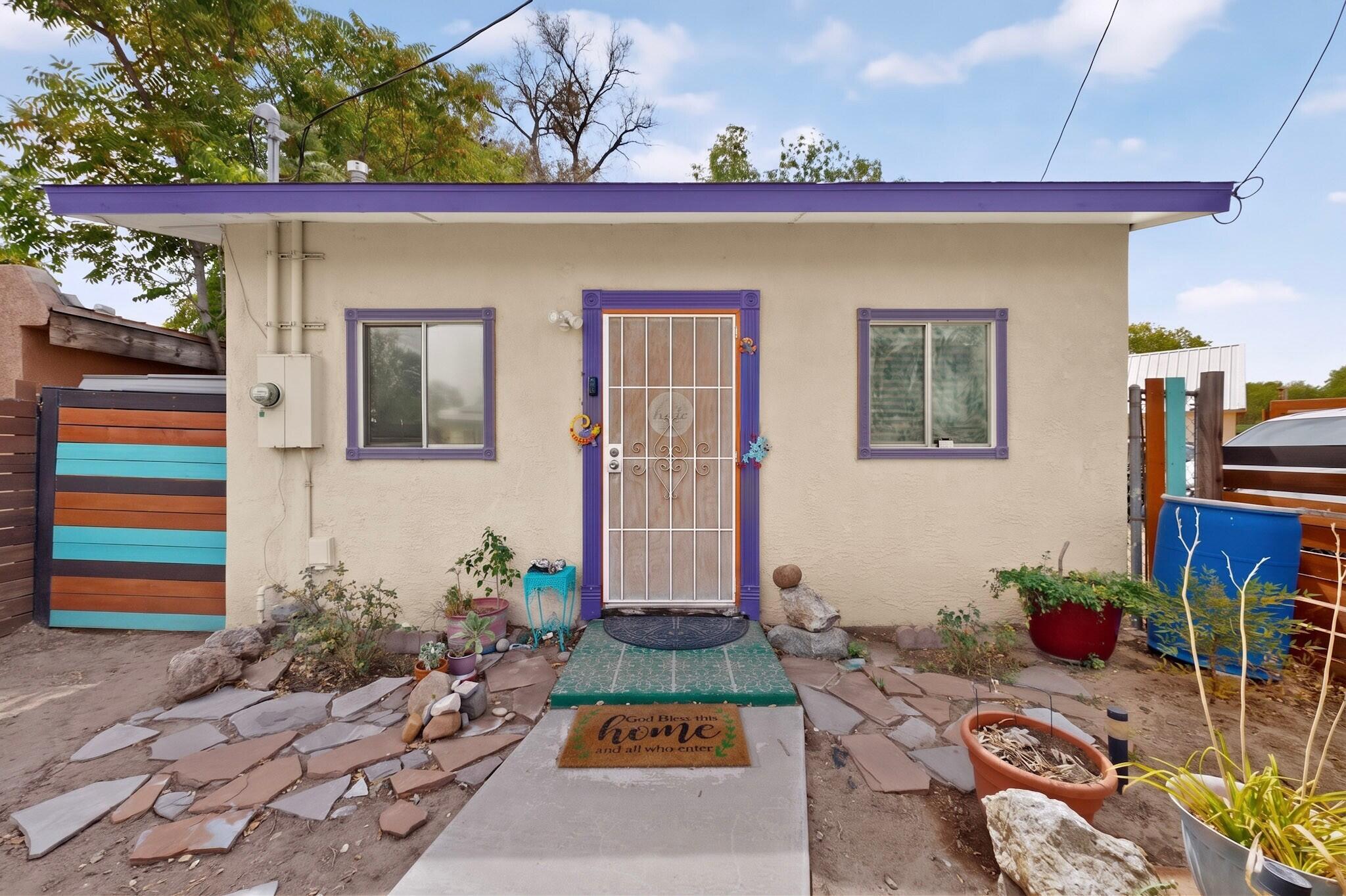 Photo 1 of Single family home for sale at 1002 Pacific Ave Sw, Albuquerque, NM 87102 | MLS# 1110247 | Listing updated on 2026-09-14