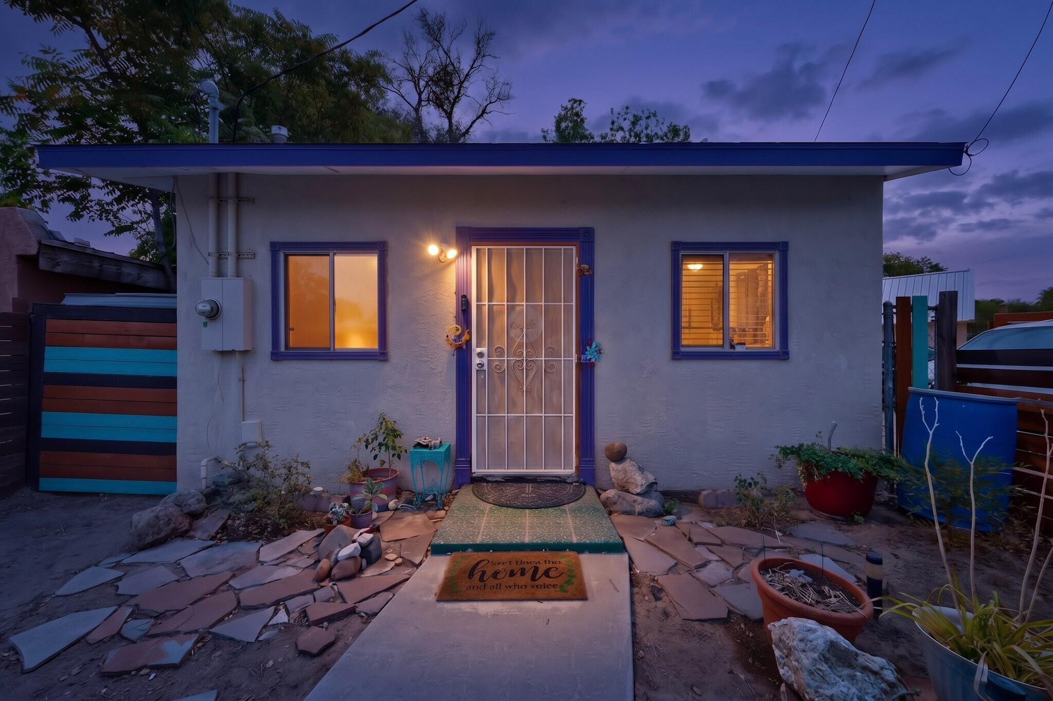 Photo 2 of Single family home for sale at 1002 Pacific Ave Sw, Albuquerque, NM 87102 | MLS# 1110247 | Listing updated on 2026-09-14