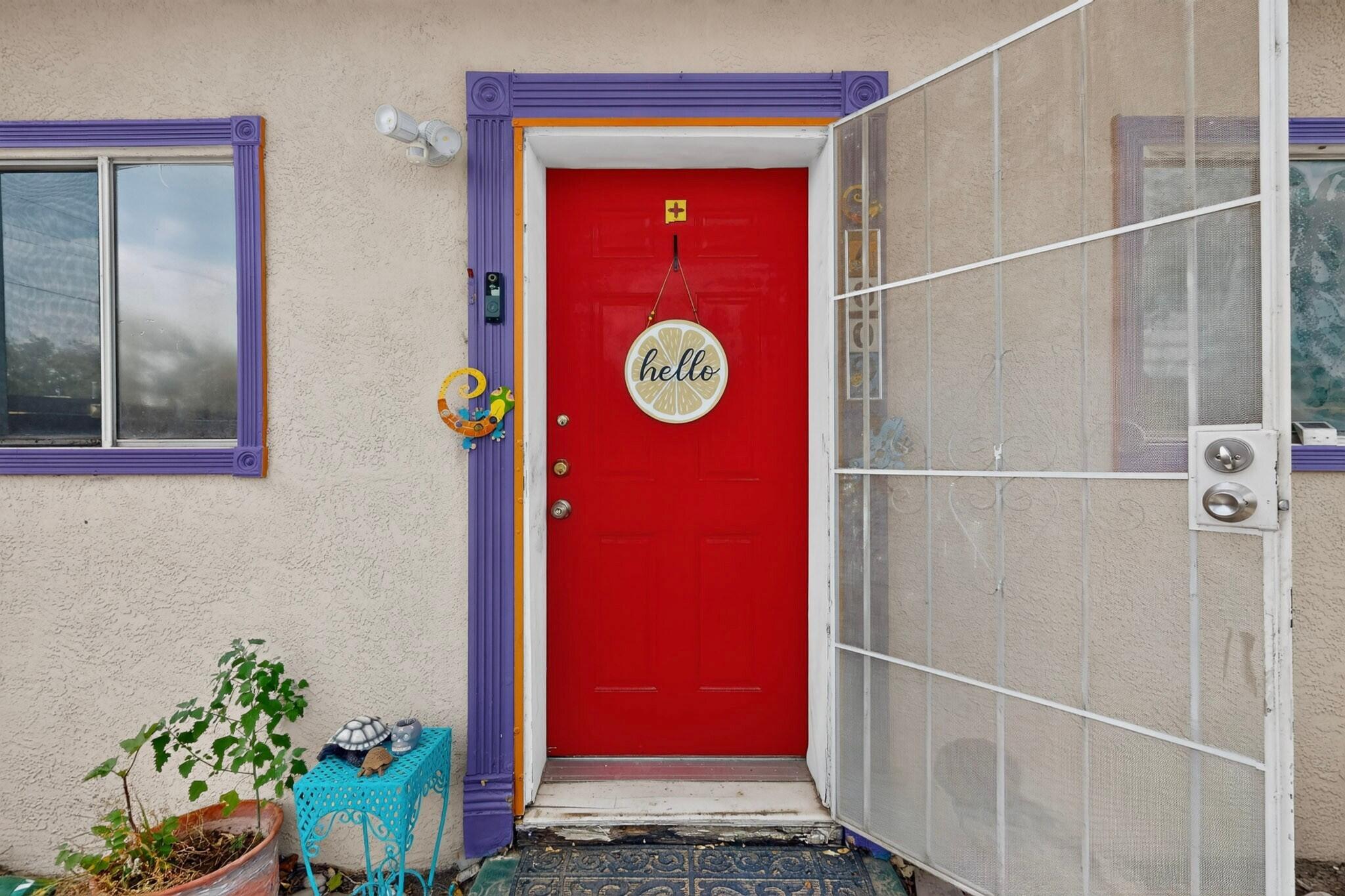 Photo 4 of Single family home for sale at 1002 Pacific Ave SW, Albuquerque, NM 87102 | MLS# 1110247 | Listing updated on 2026-09-14