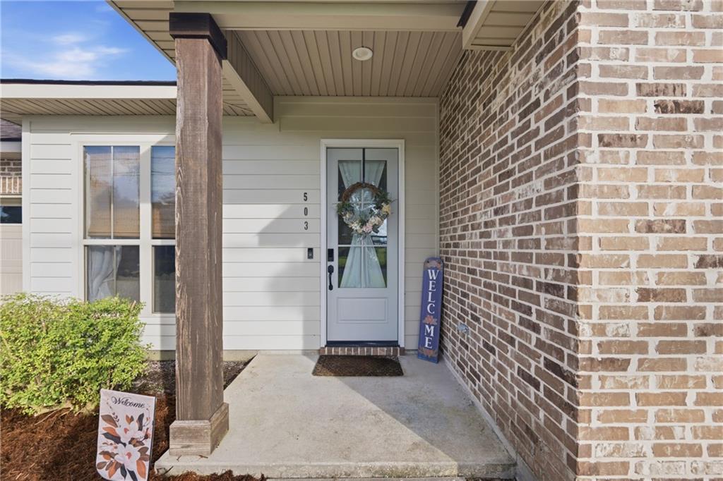 Photo 3 of Single family home for sale at 503 Lauve Ln, Luling, LA 70070 | MLS# 2575307 | Listing updated on 2026-09-08
