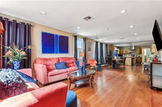 Photo 2 of Single family home for sale at 5721 Vermillion Blvd, New Orleans, LA 70122 | MLS# 2571855 | Listing updated on 2026-09-02