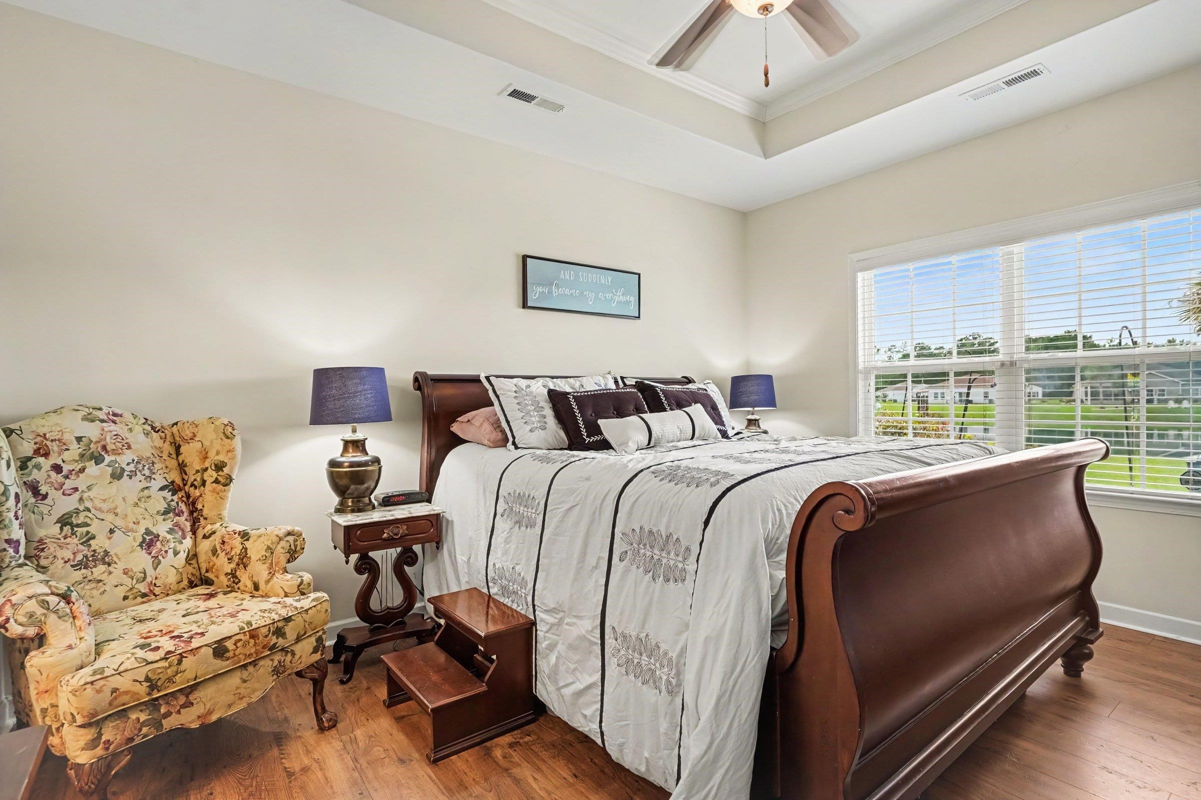 426 Carrick Loop 