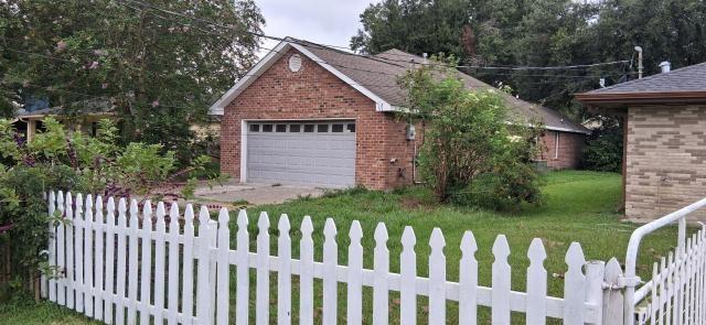 Photo 2 of Single family home for sale at 433 E Maple Loop, La Place, LA 70068 | MLS# 2575378 | Listing updated on 2026-09-02