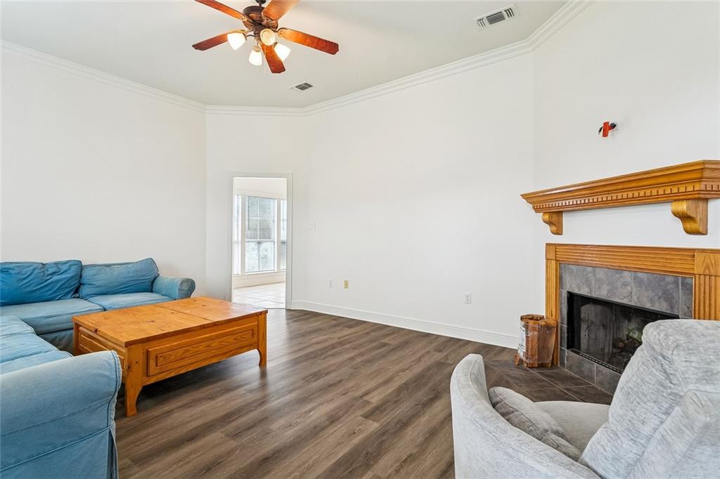 Photo 3 of Single family home for sale at 12246 Dove Holw Dr, Denham Springs, LA 70726 | MLS# 2574226 | Listing updated on 2026-09-04