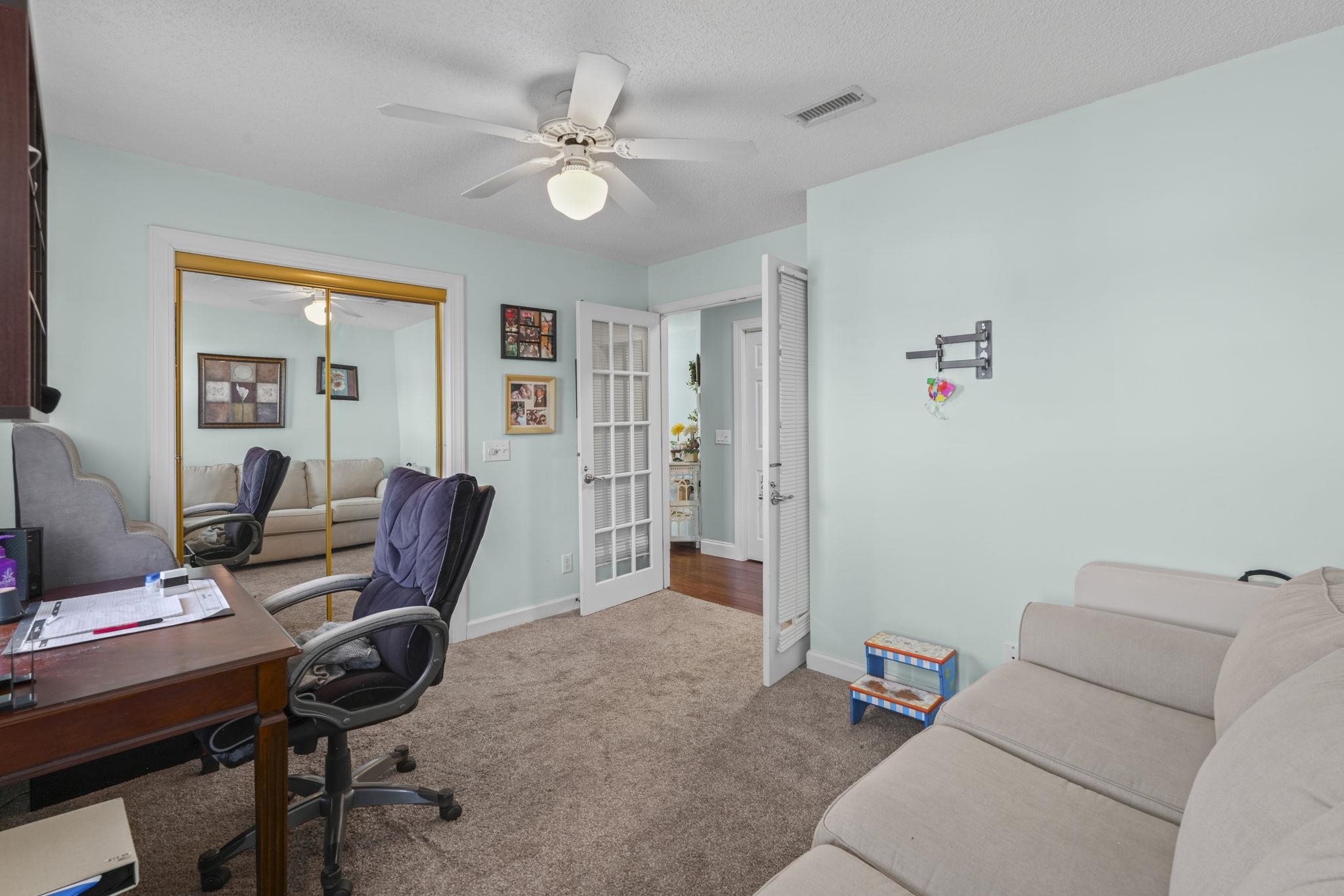 2621745 | Photo 33