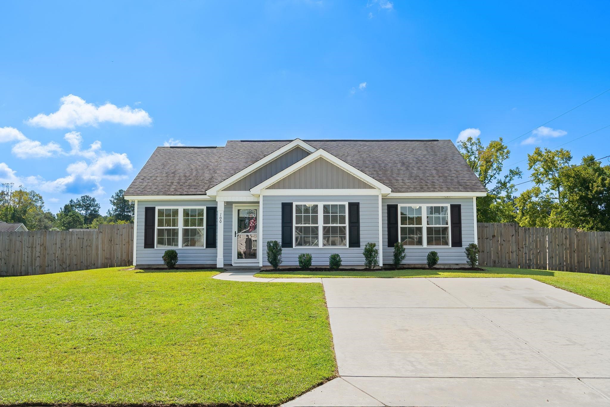 Photo 1 of Single family home for sale at 100 Pumpkin Ash Loop, Conway, SC 29527 | MLS# 2621853 | Listing updated on 2026-09-03