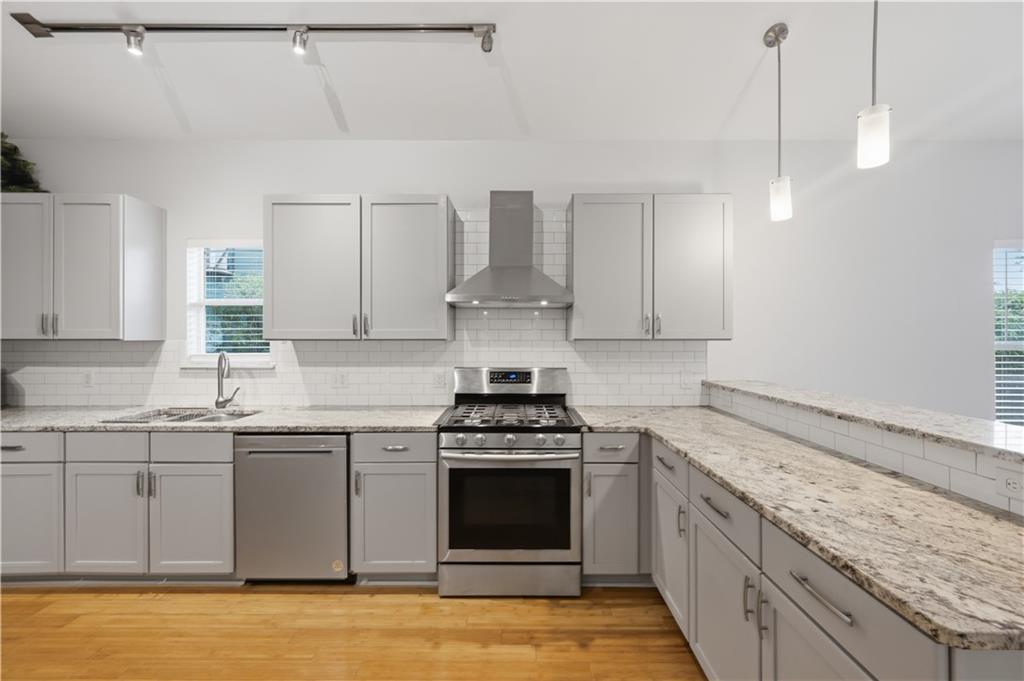 Photo 4 of Single family home for sale at 1813 Toledano St, New Orleans, LA 70115 | MLS# 2574713 | Listing updated on 2026-09-09