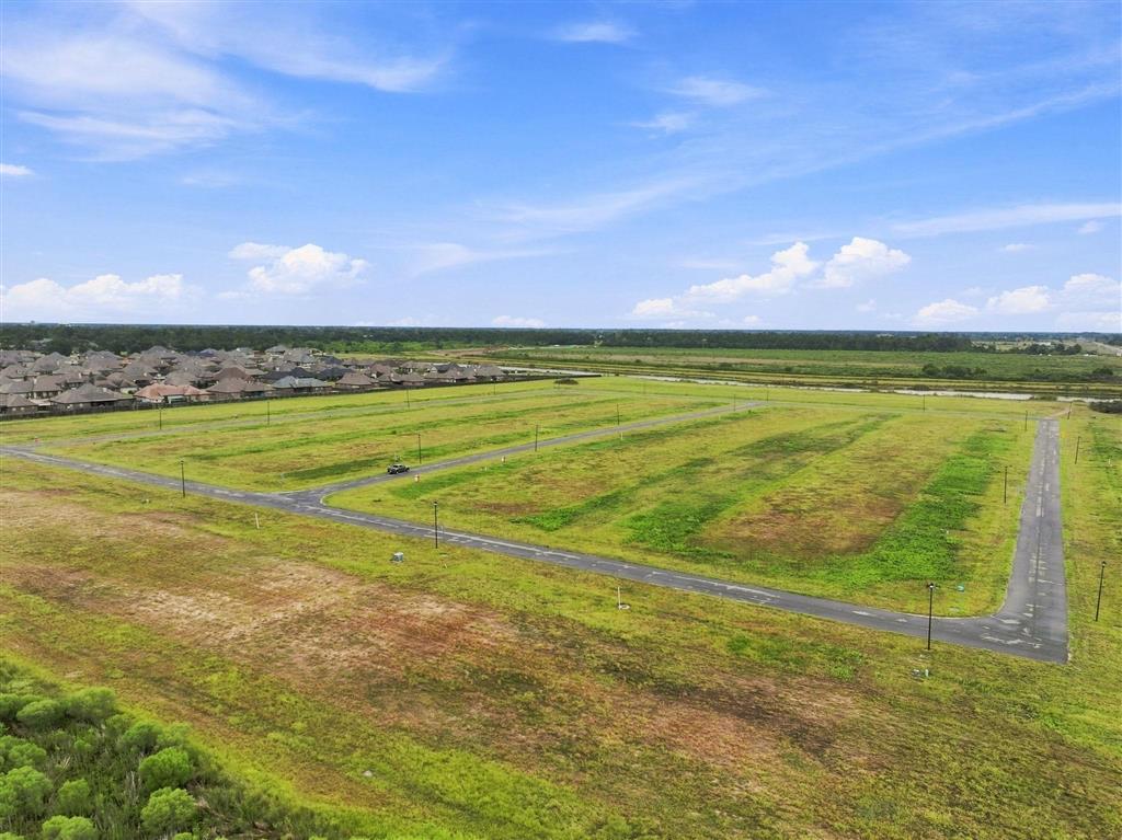 Garren Brandt Drive — photo 3
