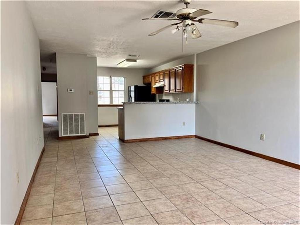 1037 Deesport St Street — photo 3