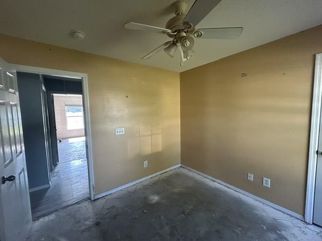 2622004 | Photo 25