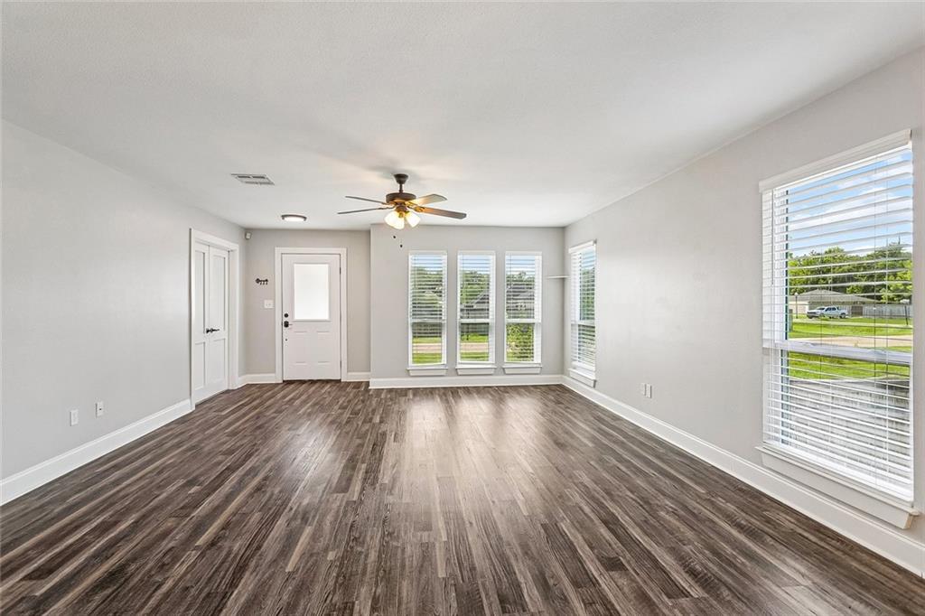 Photo 2 of Single family home for sale at 22167 Moss St, Ponchatoula, LA 70454 | MLS# 2575275 | Listing updated on 2026-09-08