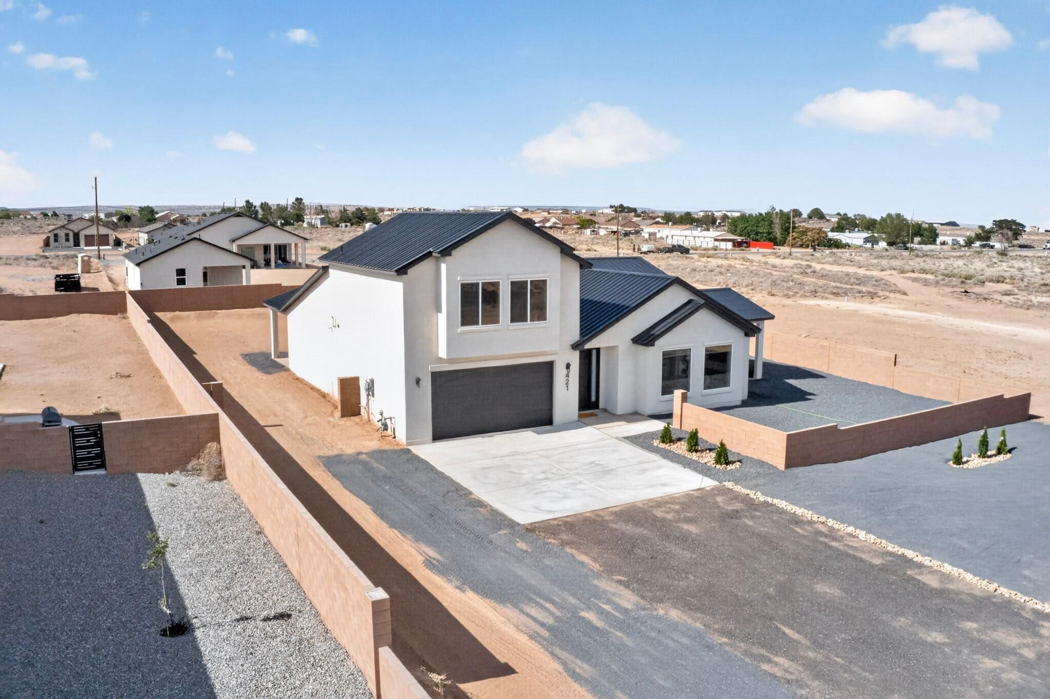 Photo 3 of Sale Pending at 421 9th Avenue Ne, Rio Rancho, NM 87124 | MLS# 1110469 | Listing updated on 2026-09-18