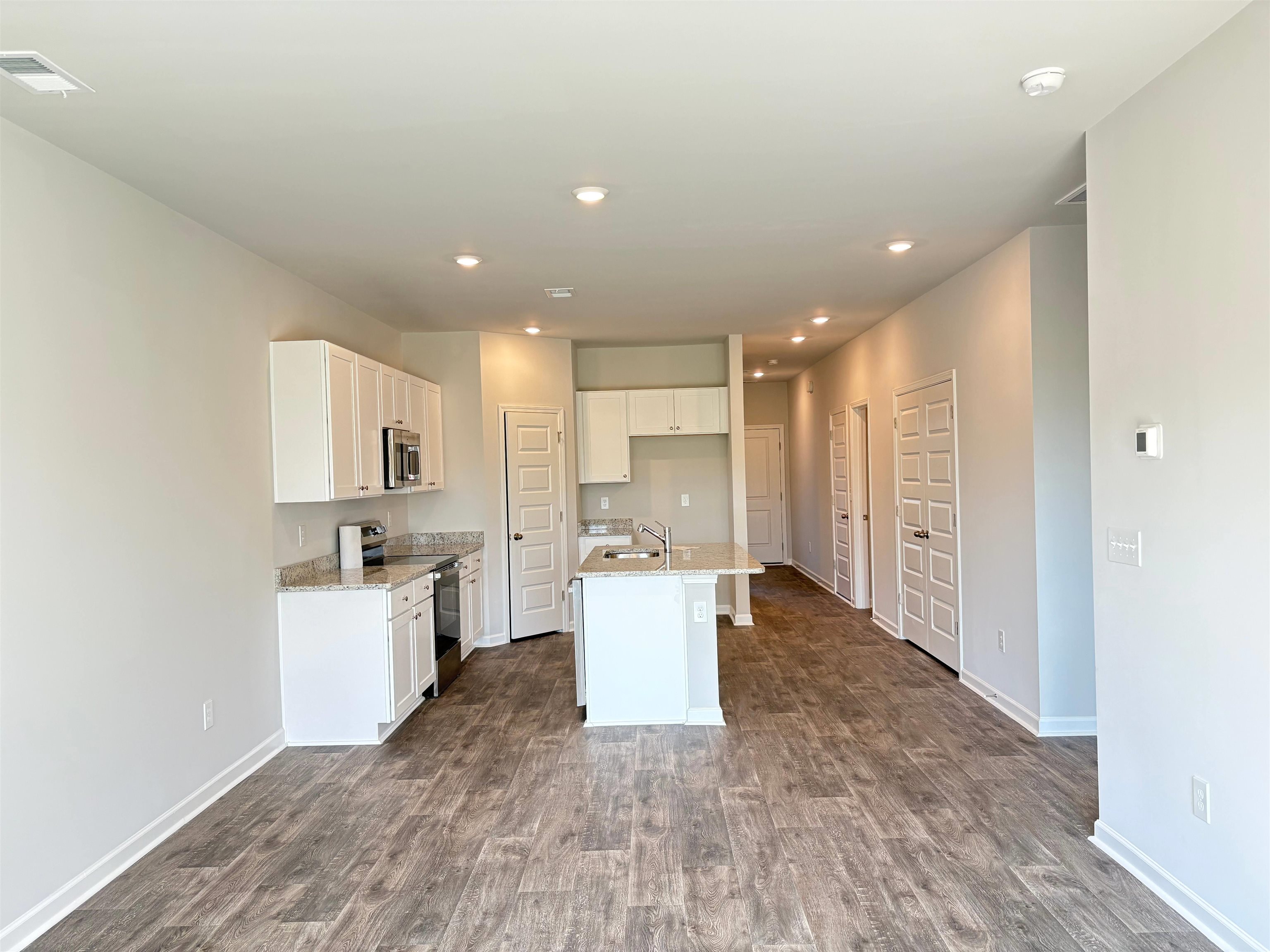 2622055 | Photo 3