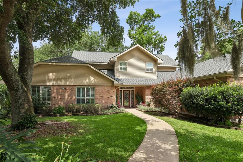 Photo 2 of Single family home for sale at 2231 Ormond Blvd, Destrehan, LA 70047 | MLS# 2575624 | Listing updated on 2026-10-09