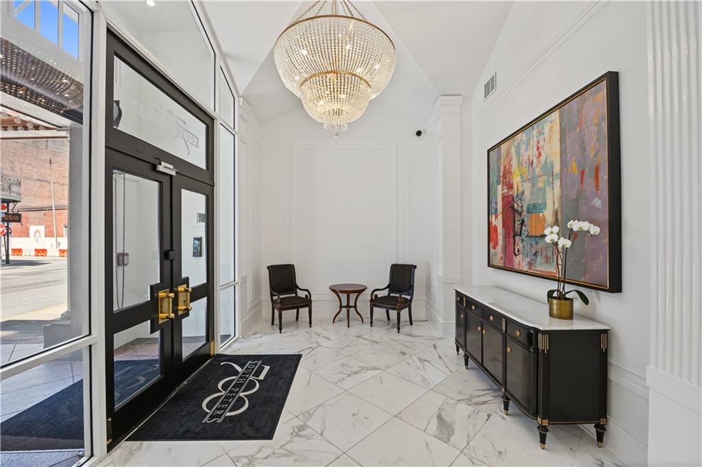 Listing Photo 2 - Condo for sale in building located at 700 S Peters St, New Orleans, LA 70130 - Unit #207