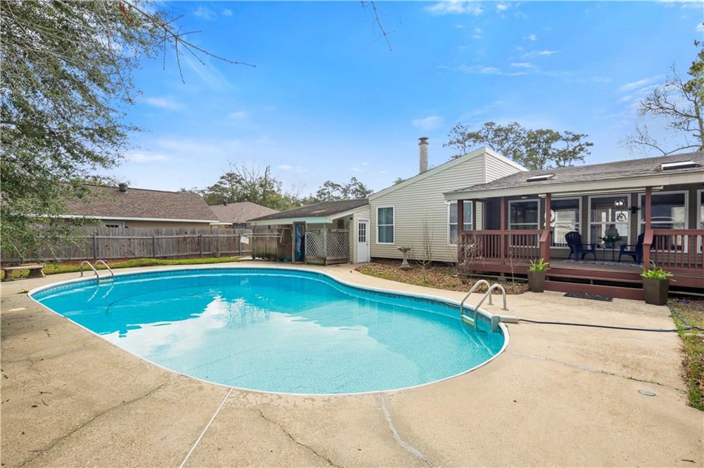 Photo 2 of Single family home for sale at 116 Herwig Blf Rd, Slidell, LA 70461 | MLS# 2576122 | Listing updated on 2026-09-08