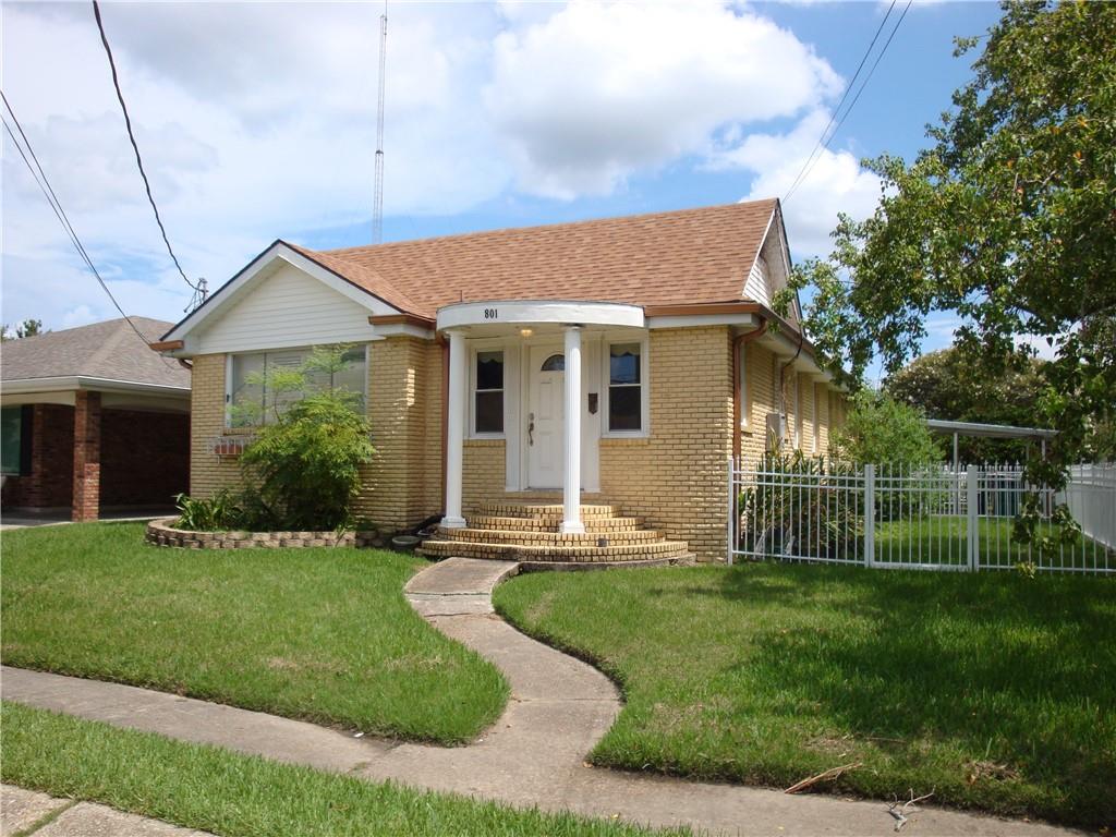 Photo 1 of Single family home for sale at 801 Oaklawn Dr, Metairie, LA 70005 | MLS# 2575894 | Listing updated on 2026-09-09