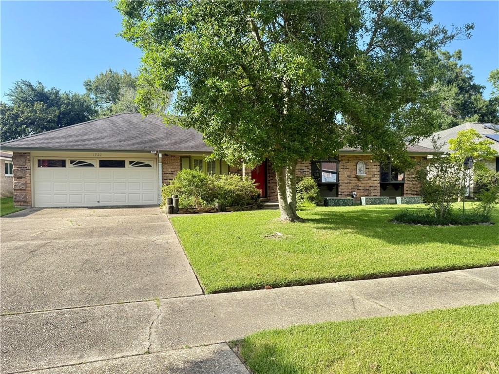 Photo 1 of Single family home for sale at 1522 Maplewood Dr, Slidell, LA 70458 | MLS# 2575994 | Listing updated on 2026-09-09