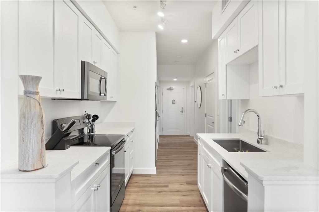 Photo 4 of Condo for sale at 2100 St Thomas St #301, New Orleans, LA 70130 | MLS# 2576118 | Listing updated on 2026-09-16