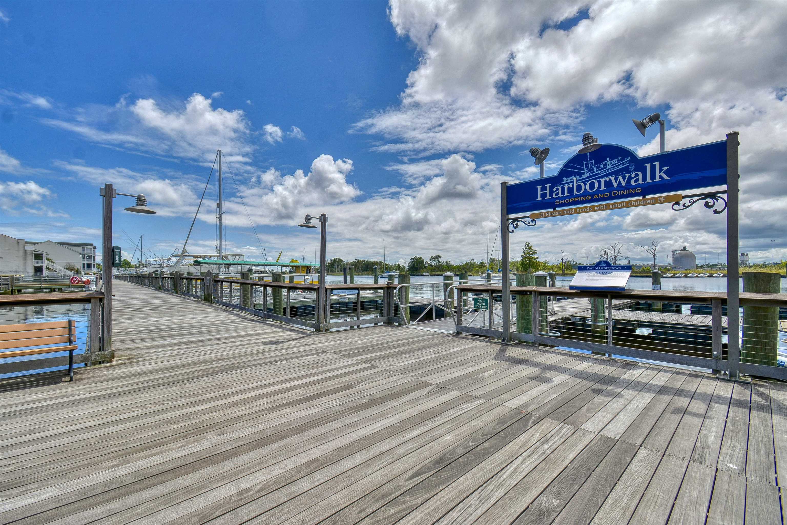 2622300 | Photo 42