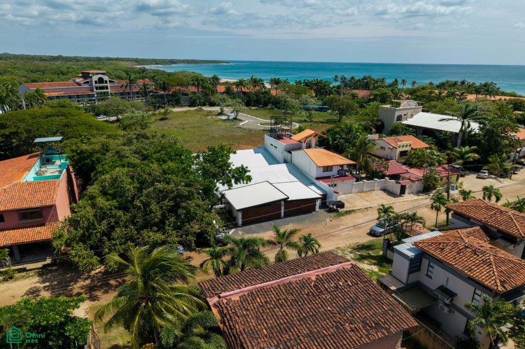 6 bed Single Family Homes For Sale in Tamarindo, Guanacaste - 1