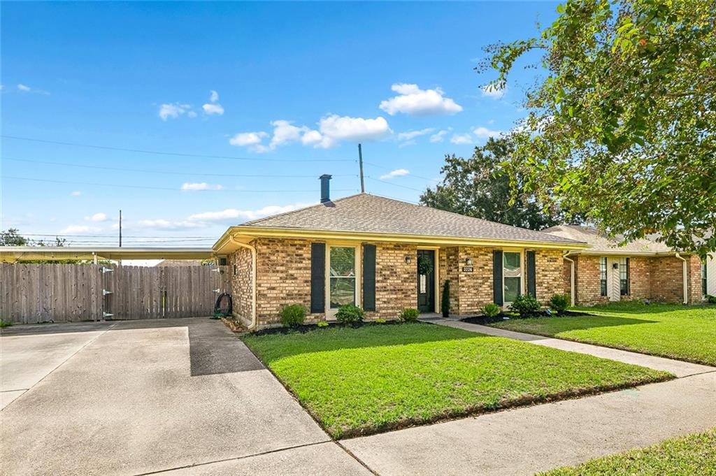 Photo 2 of Single family home for sale at 3226 E Lafourche Ct, Kenner, LA 70065 | MLS# 2576283 | Listing updated on 2026-09-10