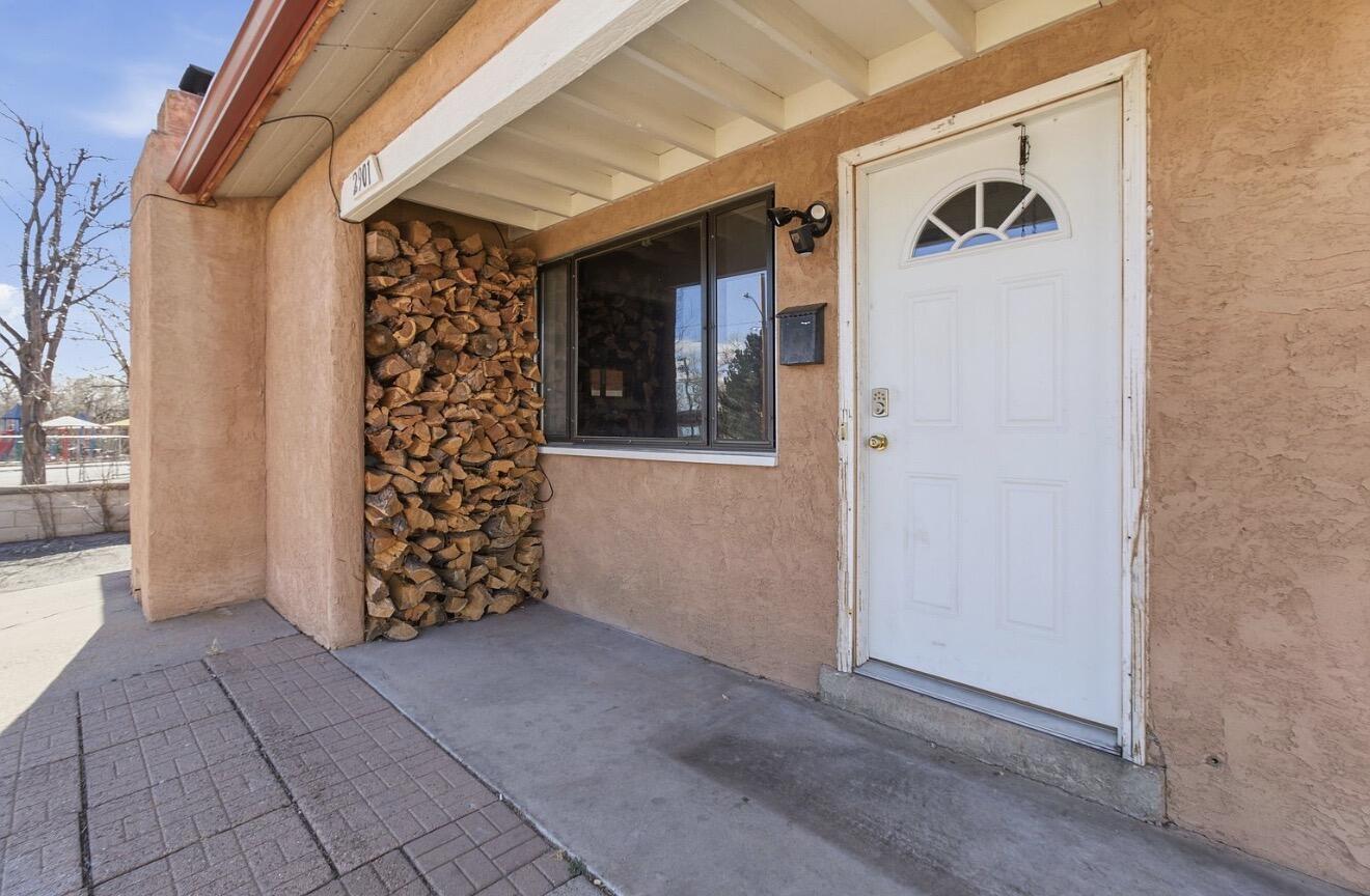 Photo 2 of Single family home for sale at 2901 Camino Del Gusto, Santa Fe, NM 87507 | MLS# 1110668 | Listing updated on 2026-09-10