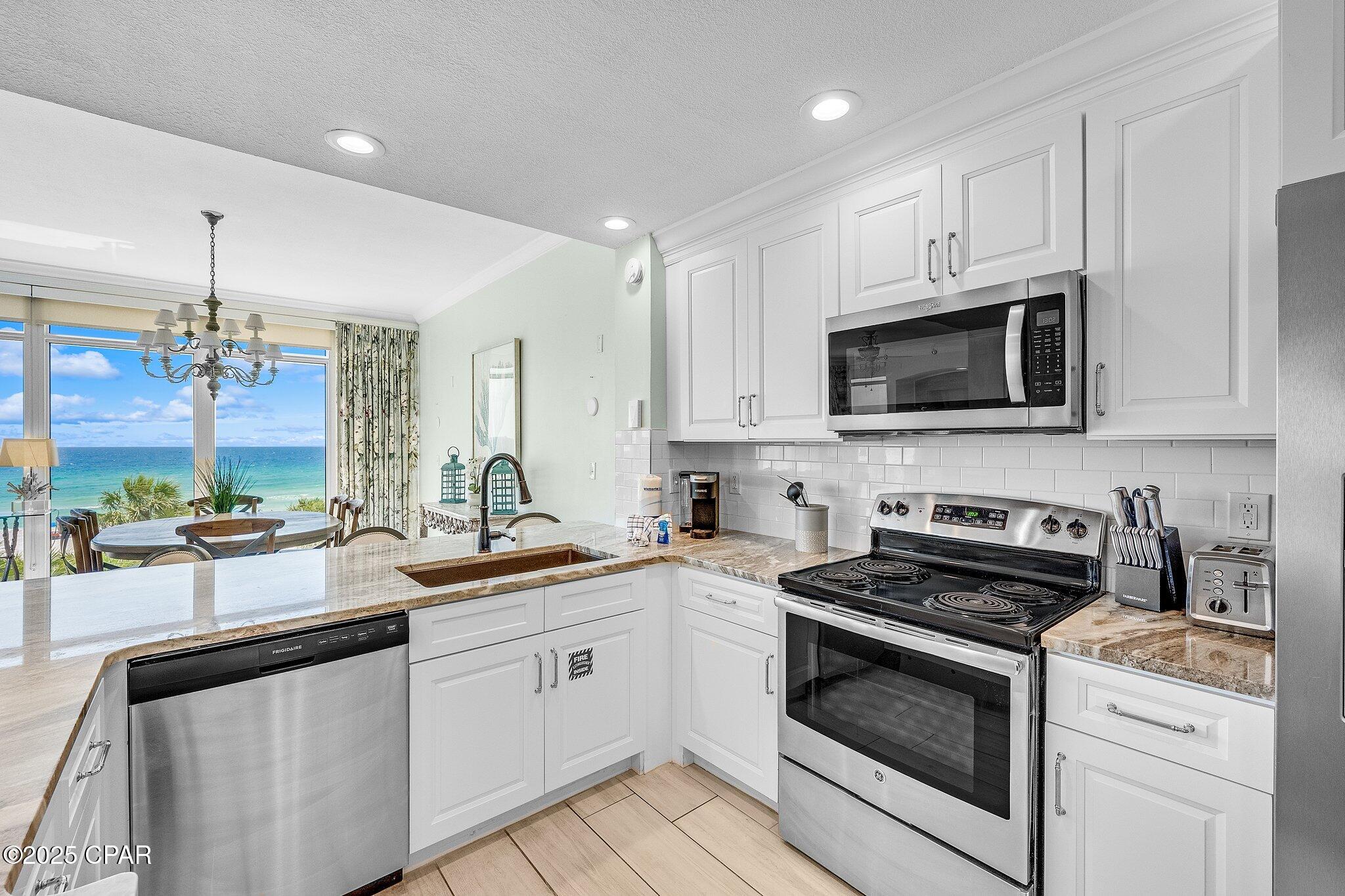 6627 Thomas Drive 301, Panama City, FL 32408 thumbnail, photo 19 of 75