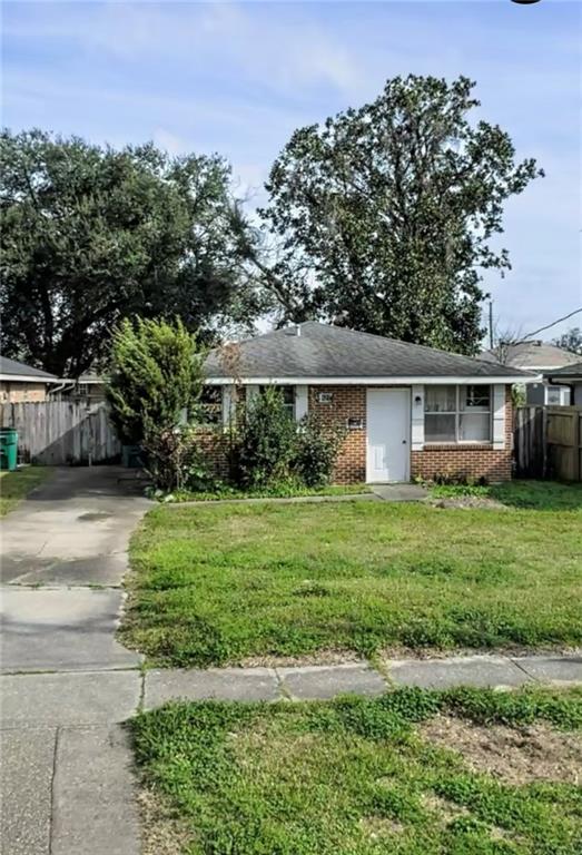 Photo 2 of Single family home for sale at 621 N Starrett Rd, Metairie, LA 70003 | MLS# 2576460 | Listing updated on 2026-09-10