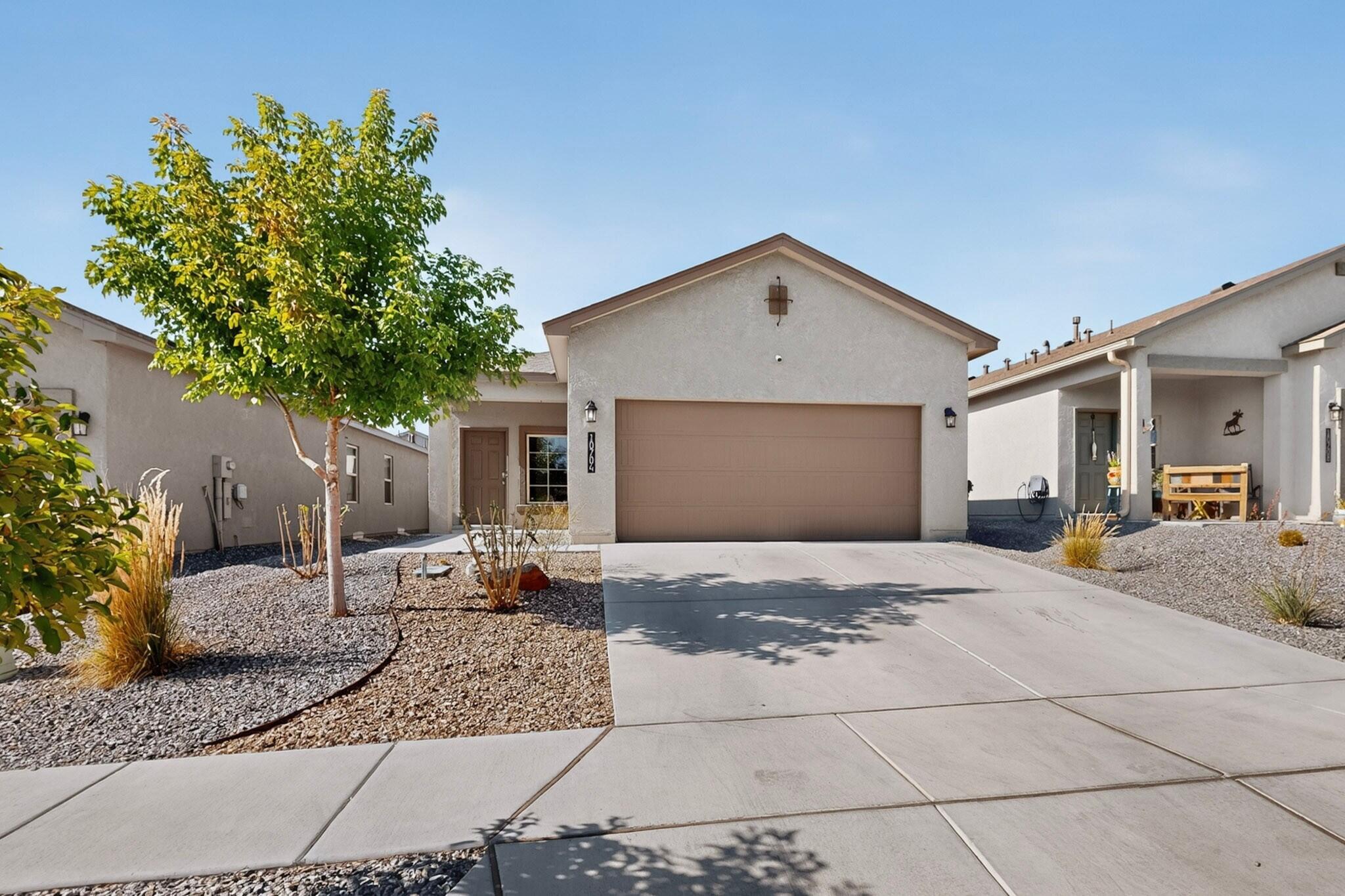 Photo 1 of Single family home for sale at 10704 Hopewell Ln Sw, Albuquerque, NM 87121 | MLS# 1110734 | Listing updated on 2026-09-17